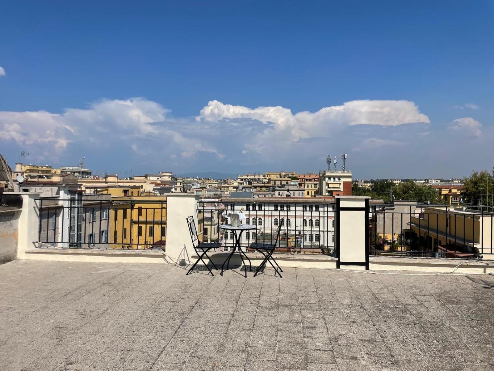 Val's Vatican Wall Apartment
