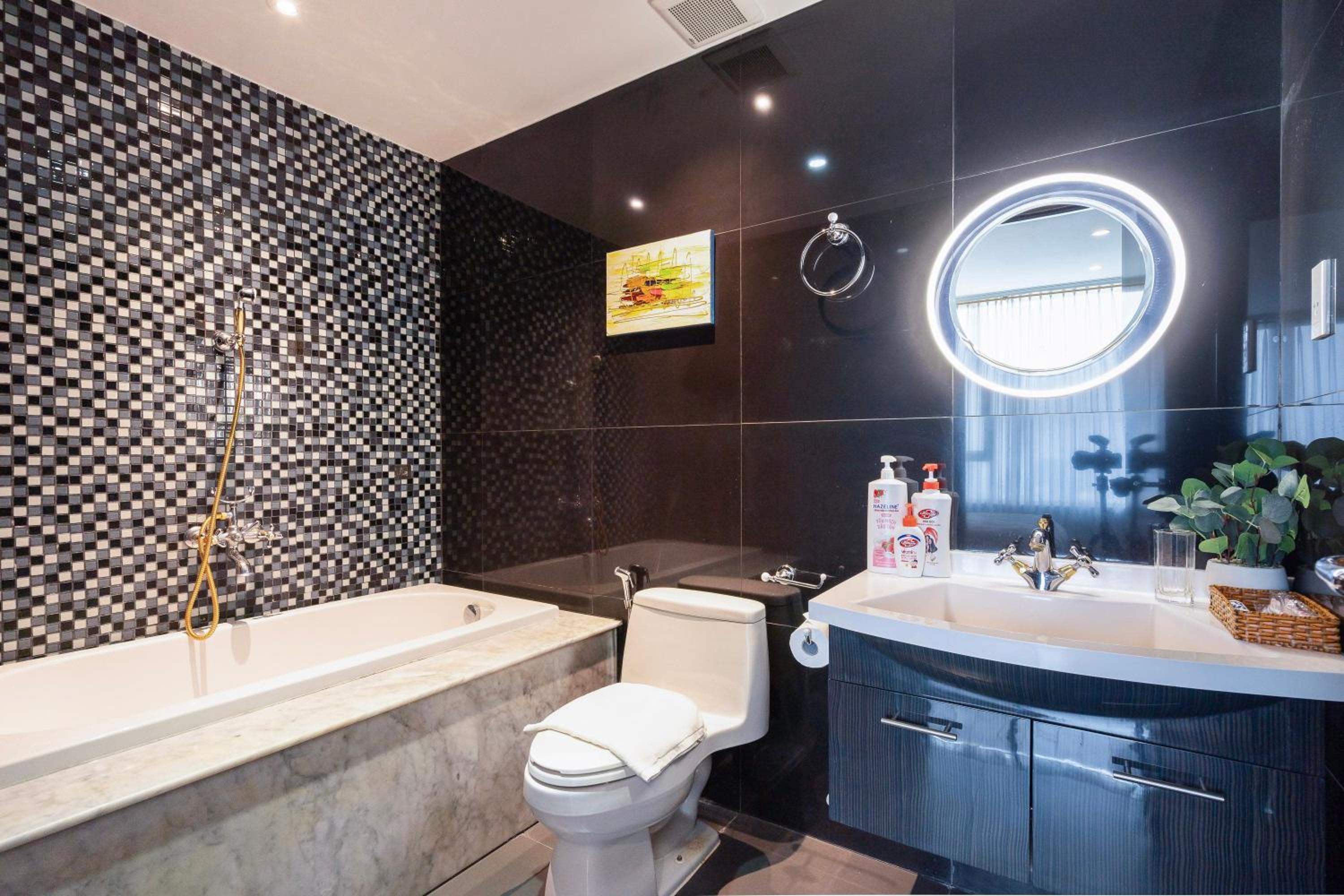 2BR 3BR Luxury Apartment Sky Pool