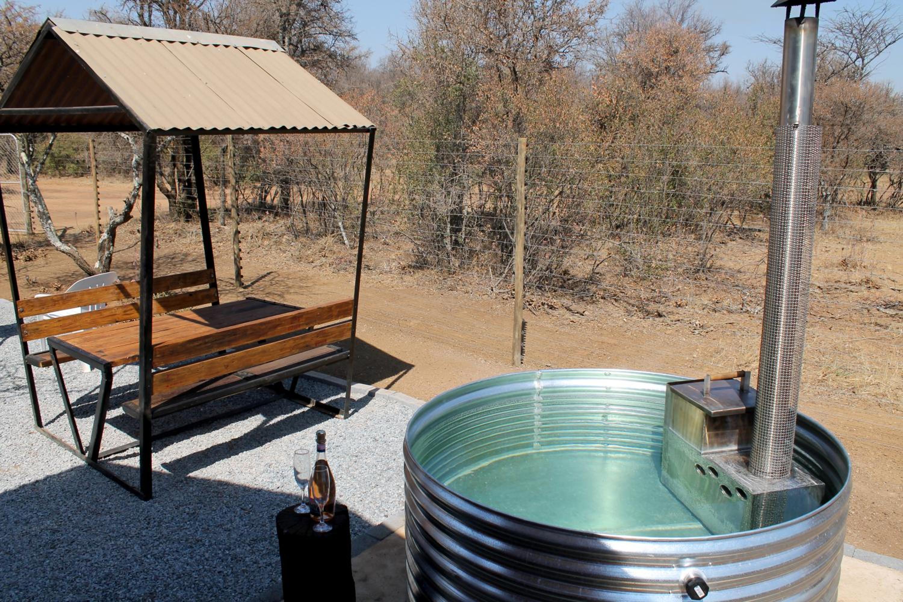 Romantic Hot Tub Retreat - 33 Dinokeng, Big 5 reserve view 2