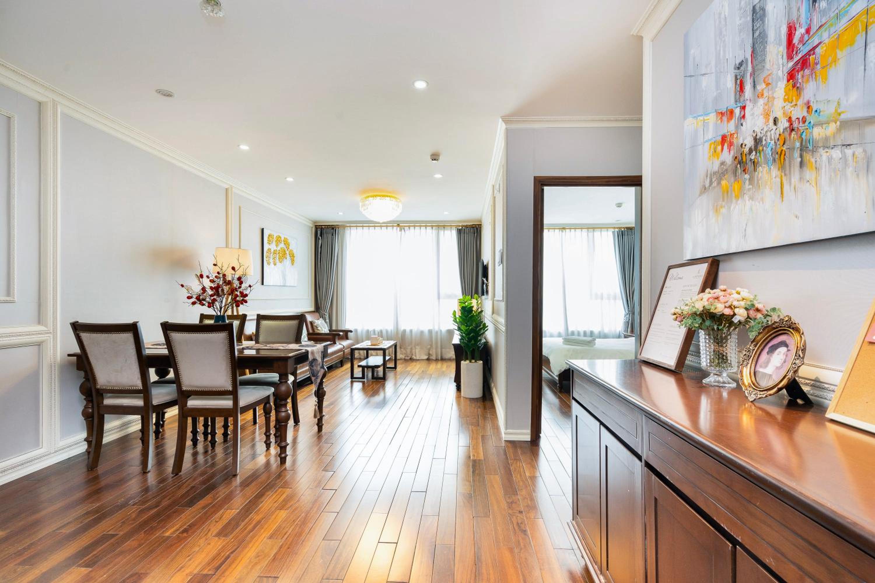 2BR 3BR Luxury Apartment Sky Pool