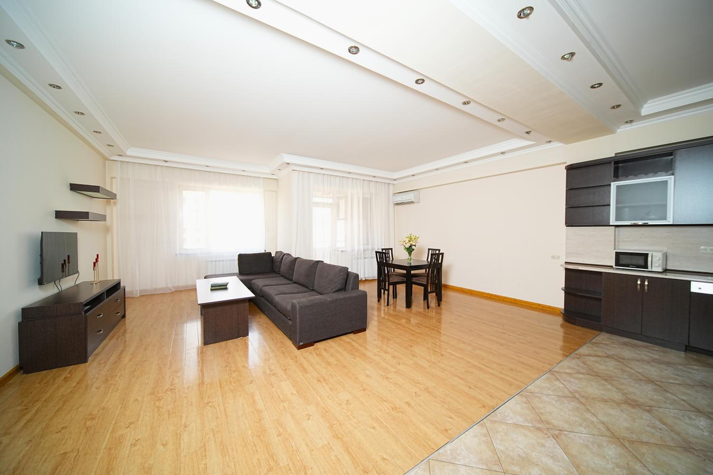Luxury Apartments on 13 Buzand street by Sweet Home