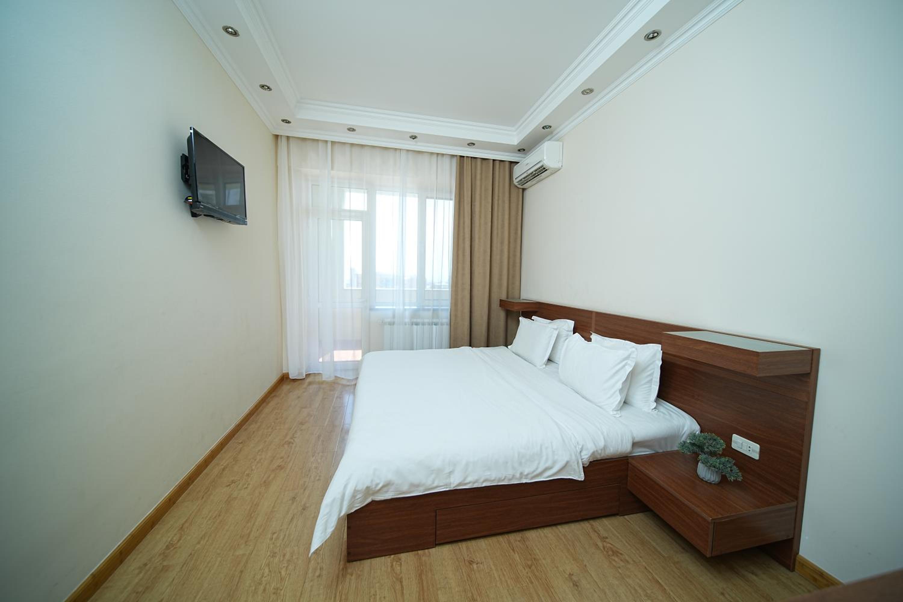 Luxury Apartments on 13 Buzand street by Sweet Home