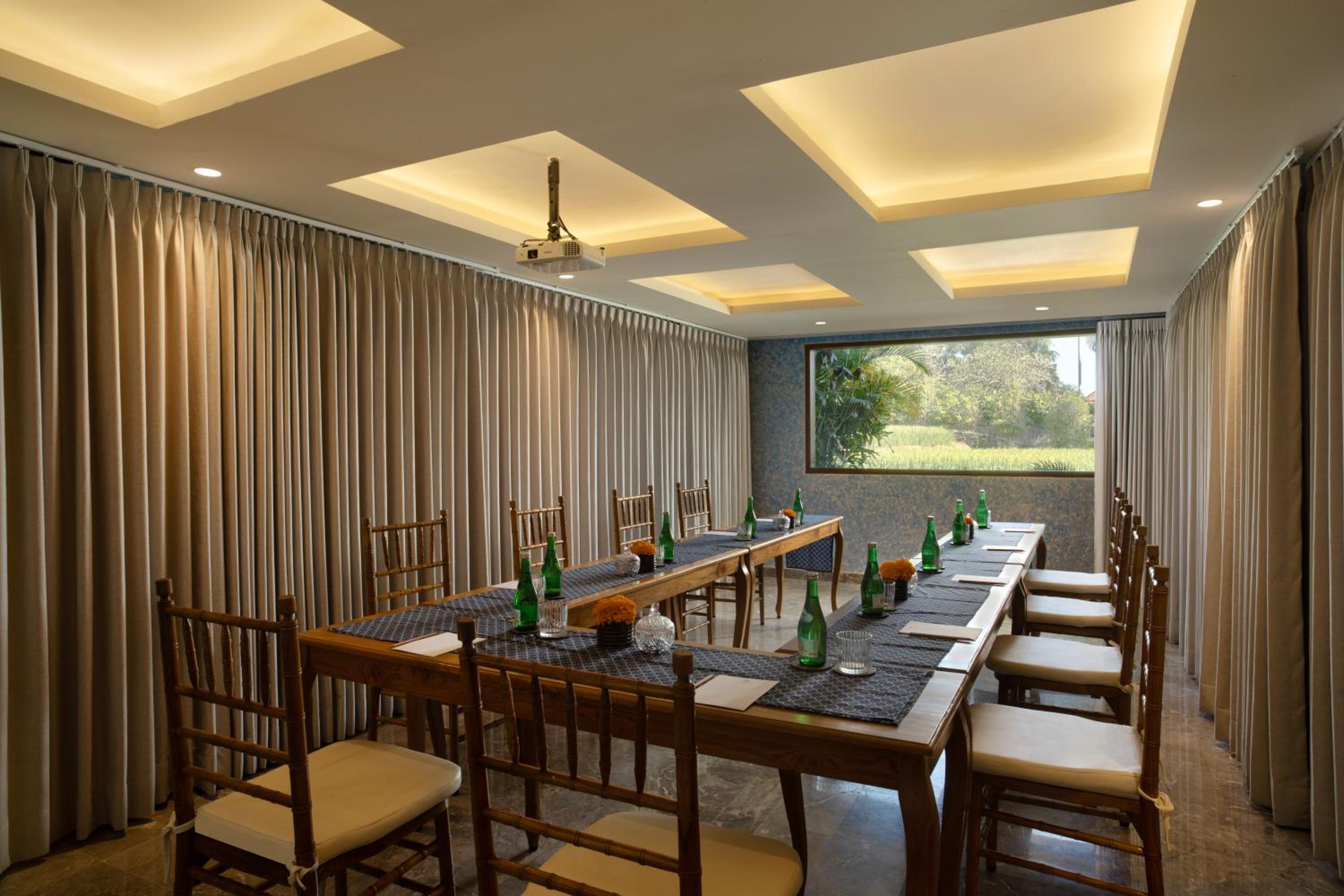 meeting & event spaces