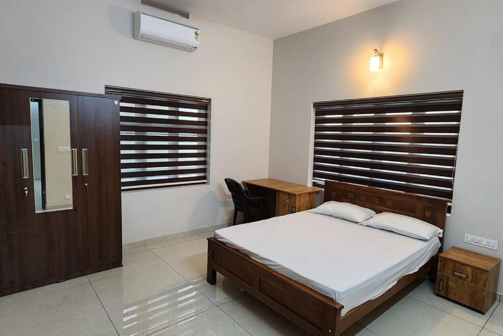 Nambiaparambil Serviced Villa