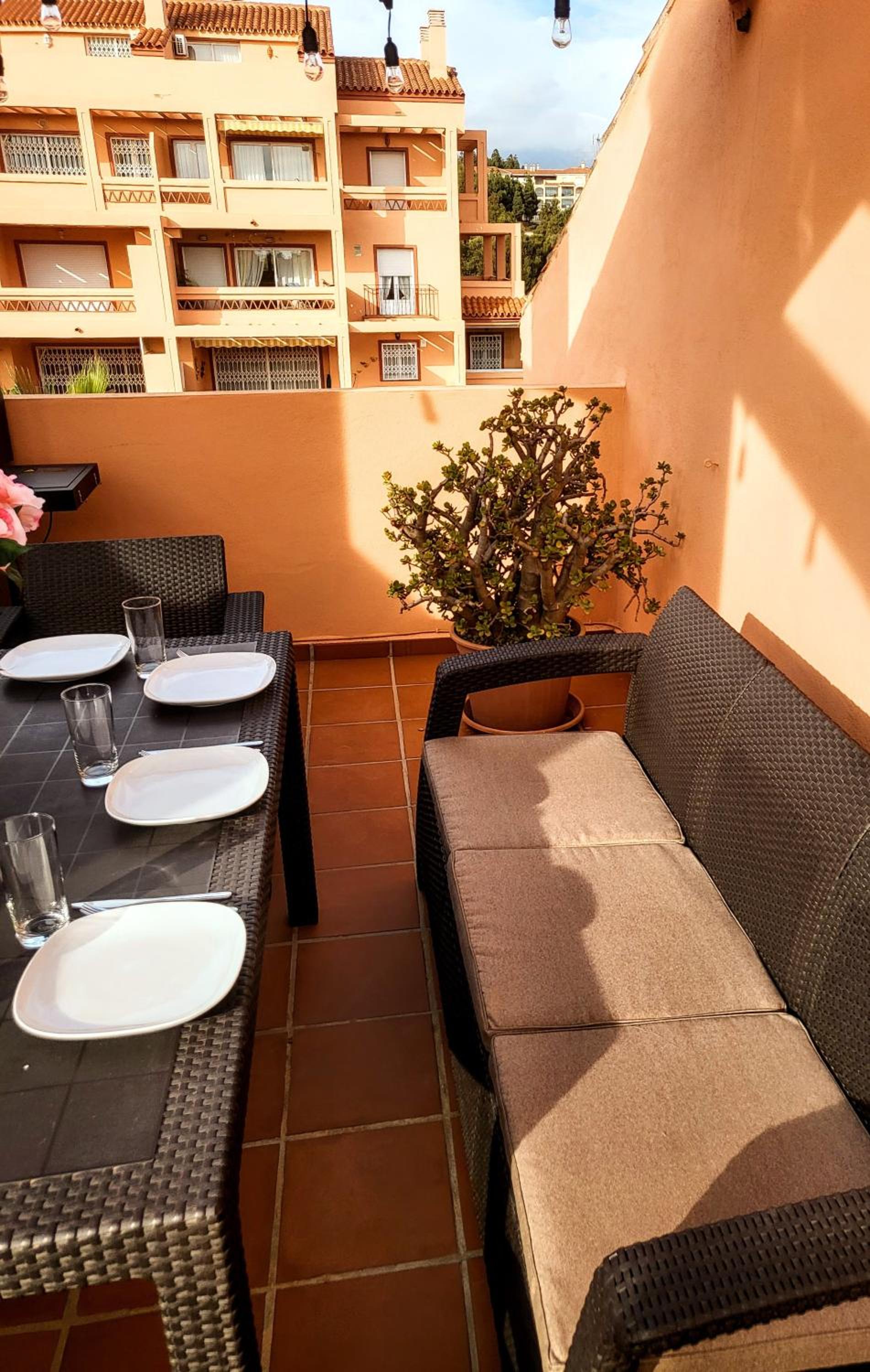 Spacious and stylish penthouse in Mijas