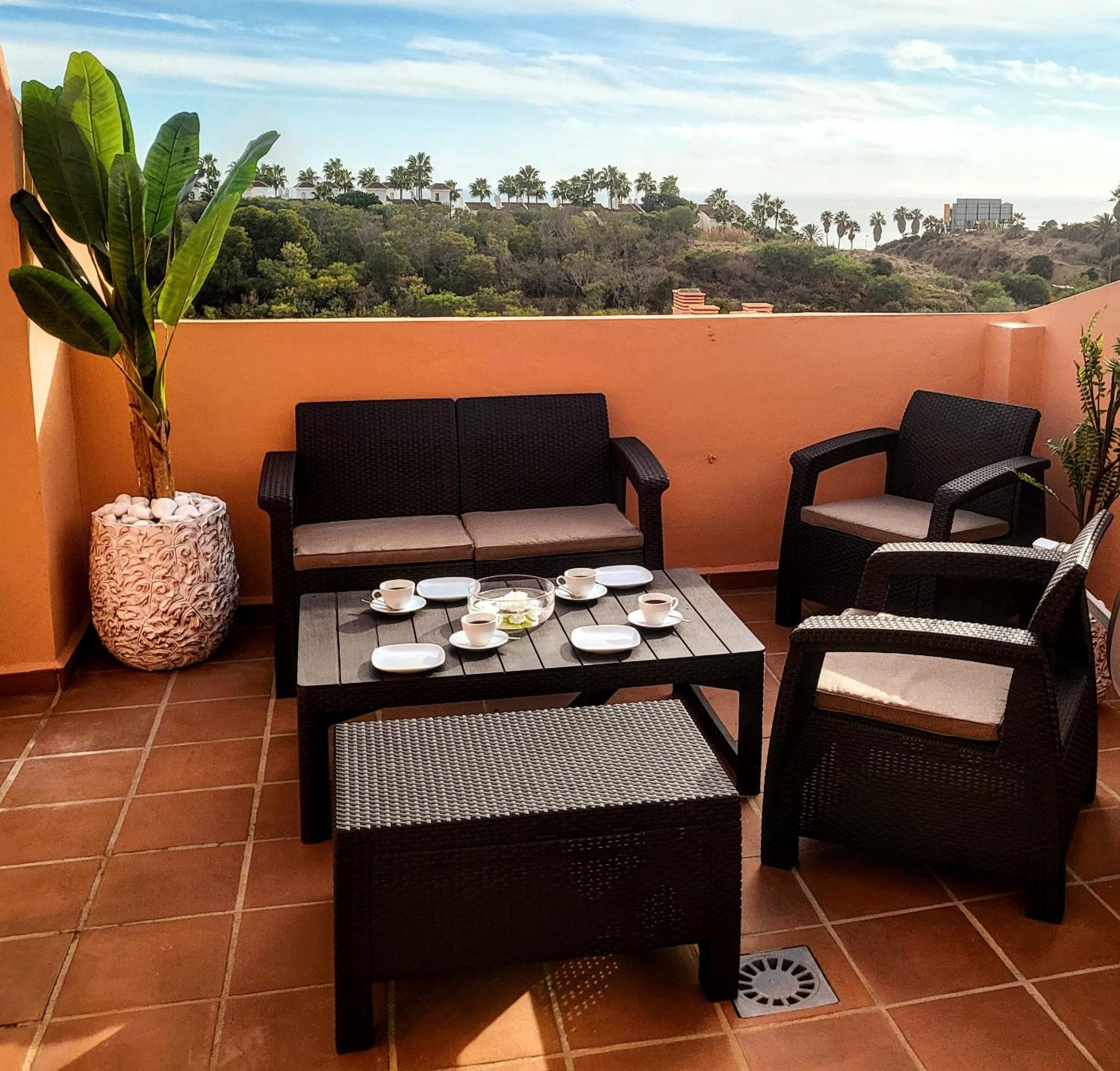 Spacious and stylish penthouse in Mijas