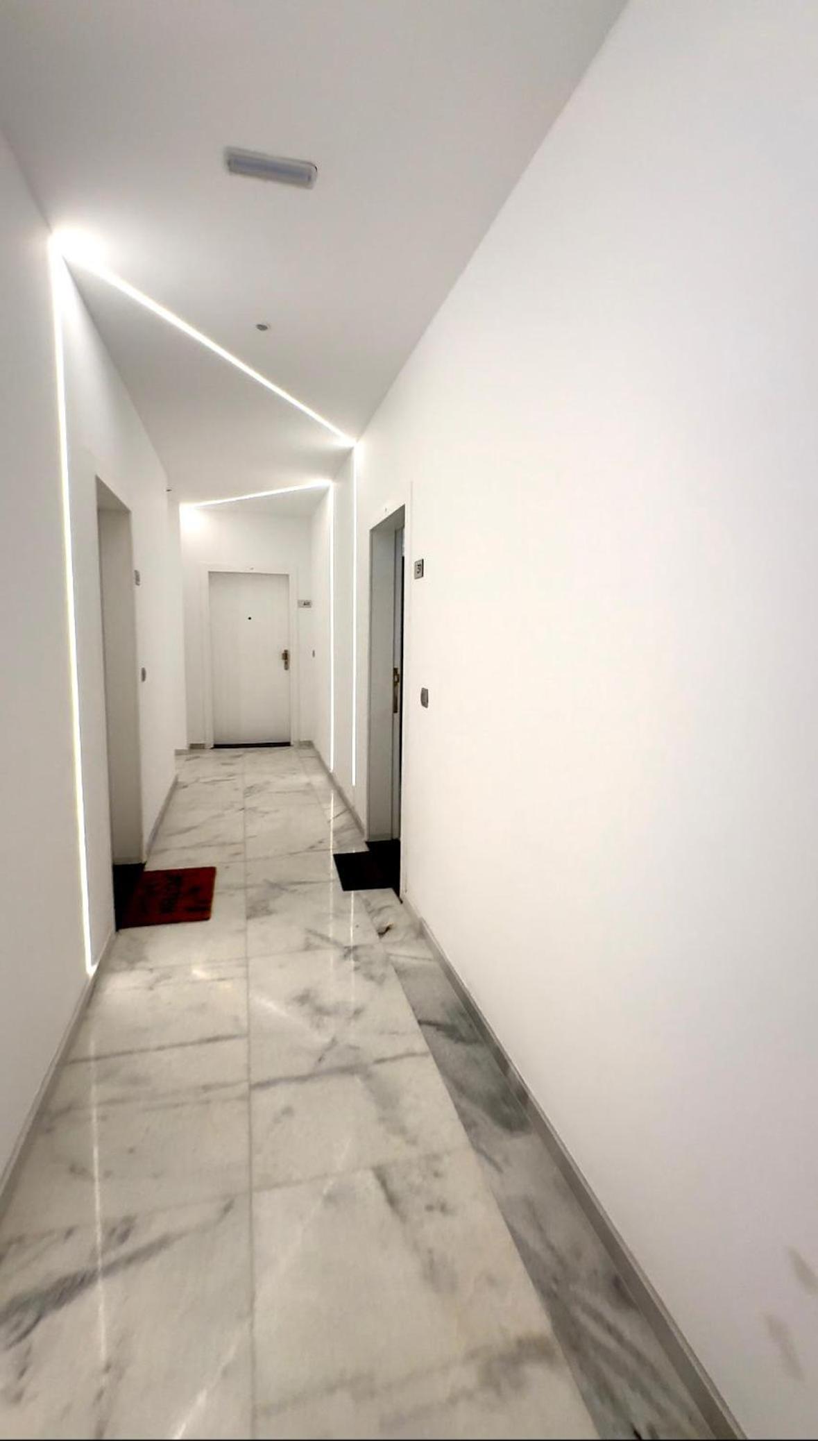 Sirena Pearl Tangier Cornice view 4