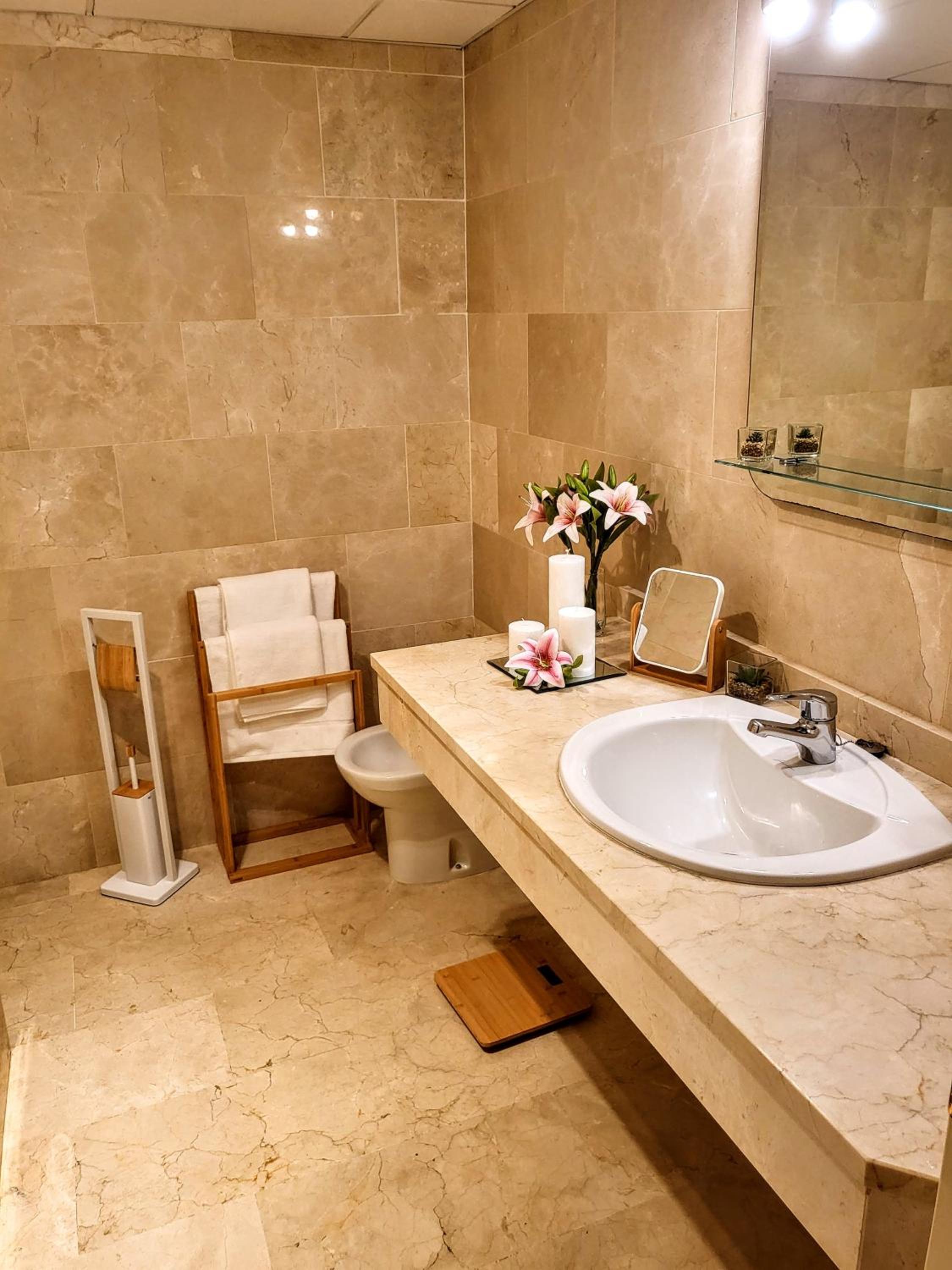 Spacious and stylish penthouse in Mijas