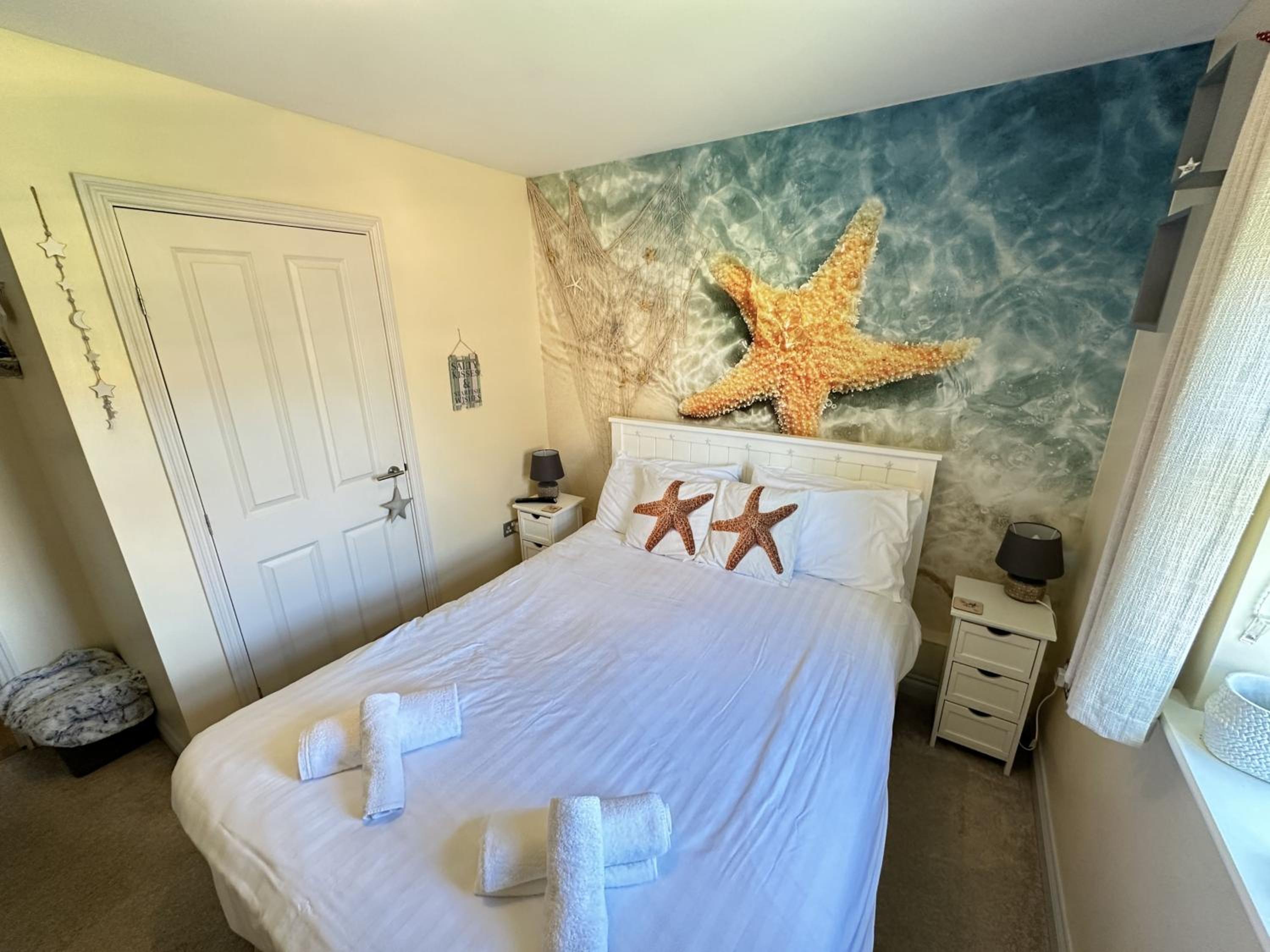 Starfish Shack - Part of the The Bay Filey Holiday Village with pool, gym and direct beach access, pub, restaurant, tennis and meadows walks