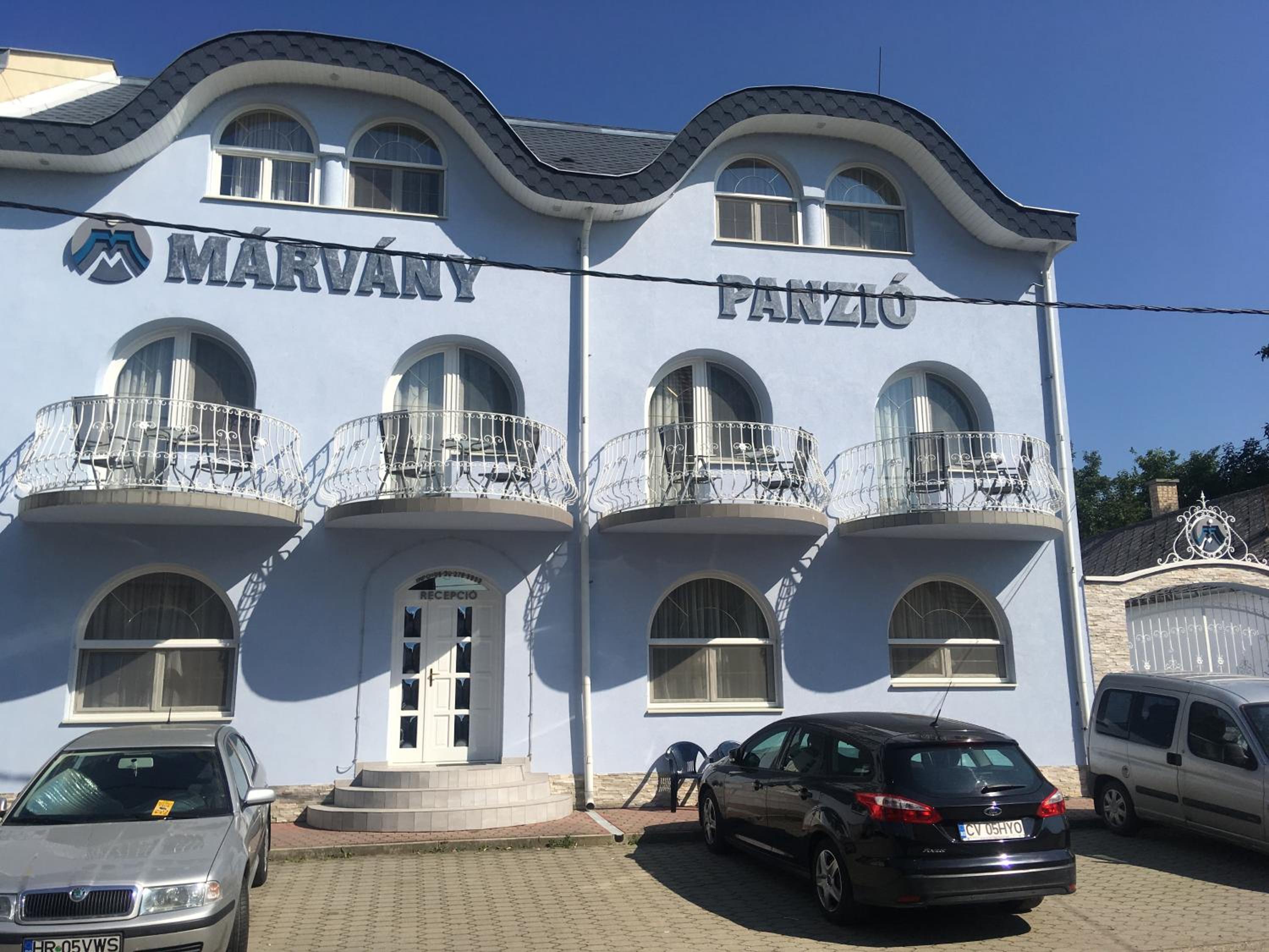 Márvány Panzió