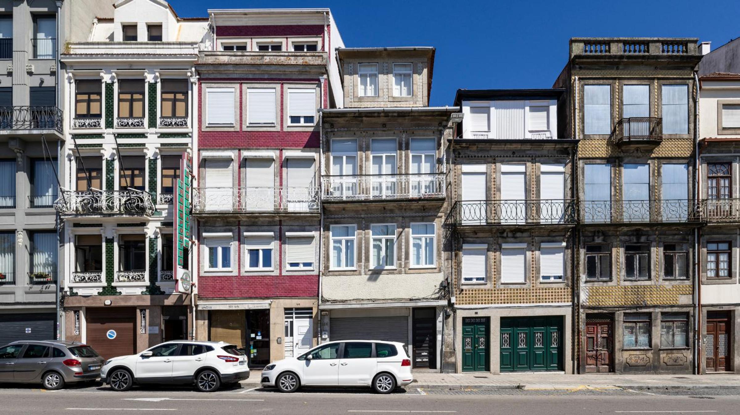 OPOrto Downtown Studio by LovelyStay view 2