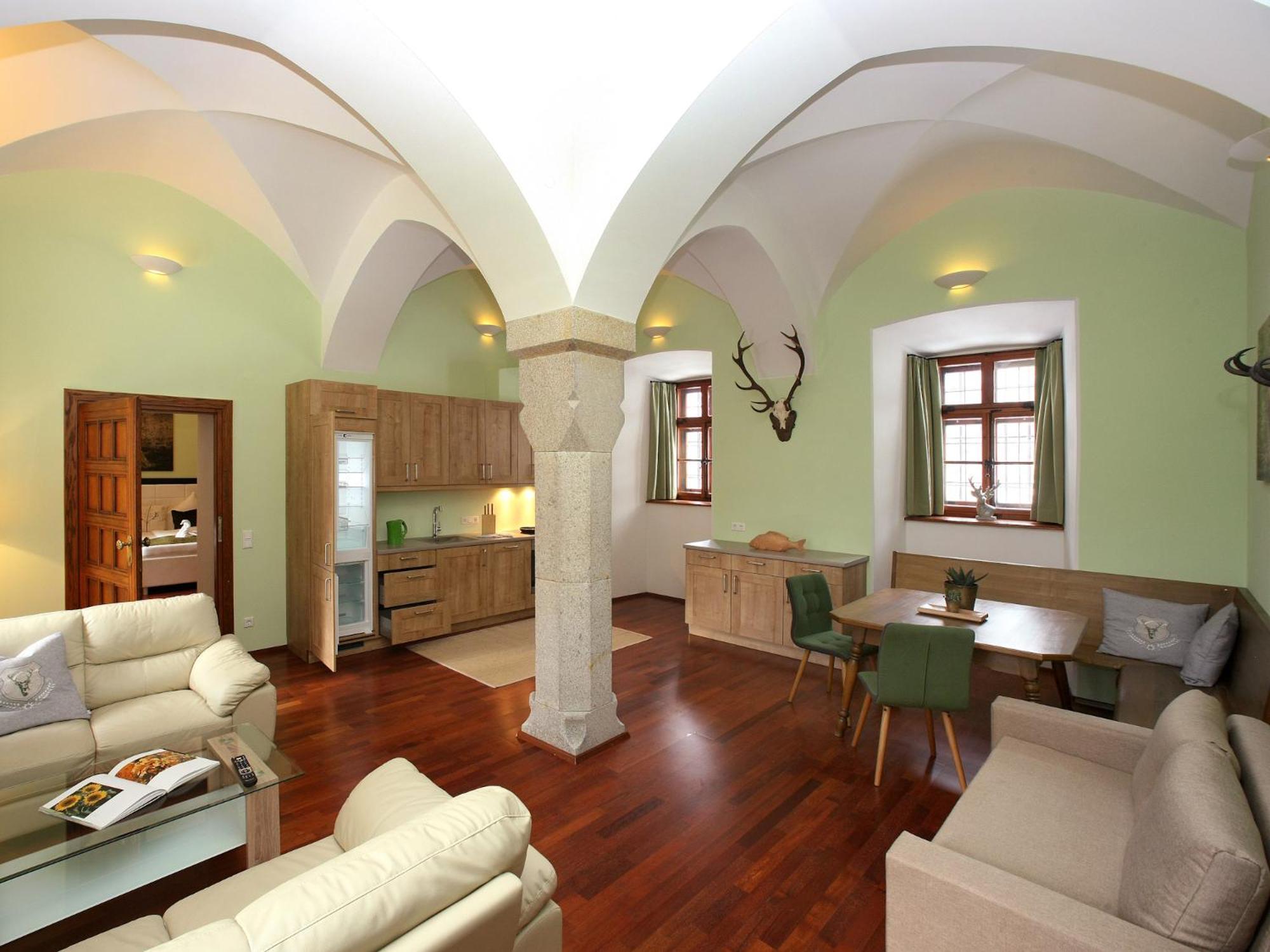 Schloss am See Fischhorn view 3