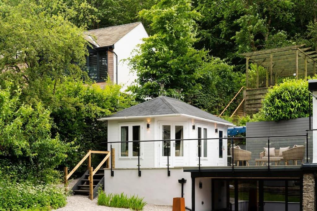 Hotel The High Longtail Lodge - Image 1