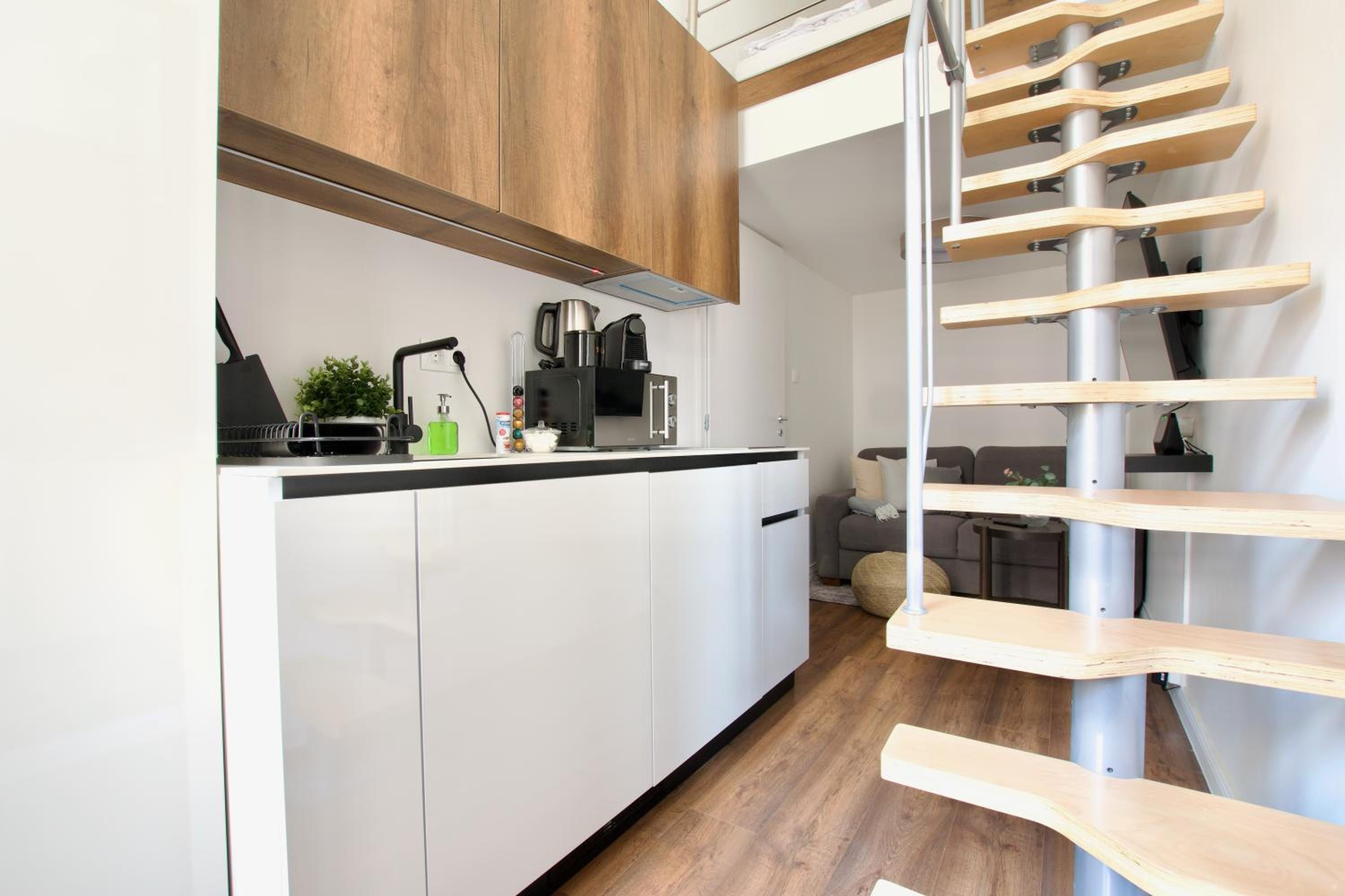 Premium Apartment by Hi5- József körút view 4