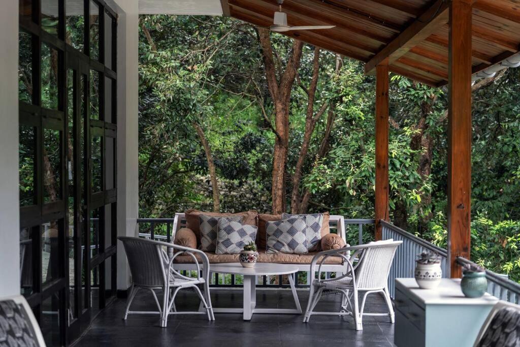 Spring Casa by EbonyStays, Bhimtal view 2