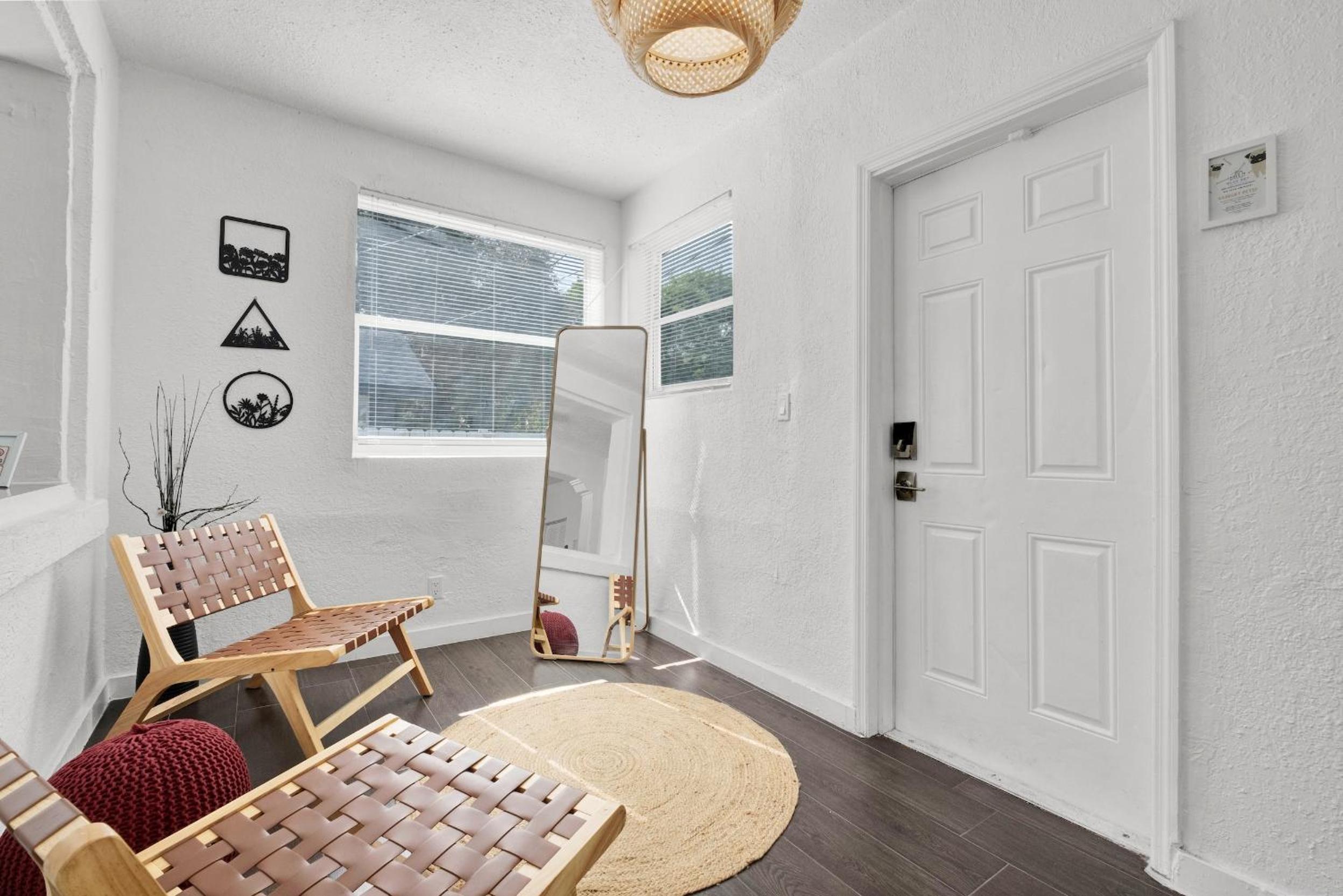 Dos Casitas Design District #1 - 3 Bedroom House