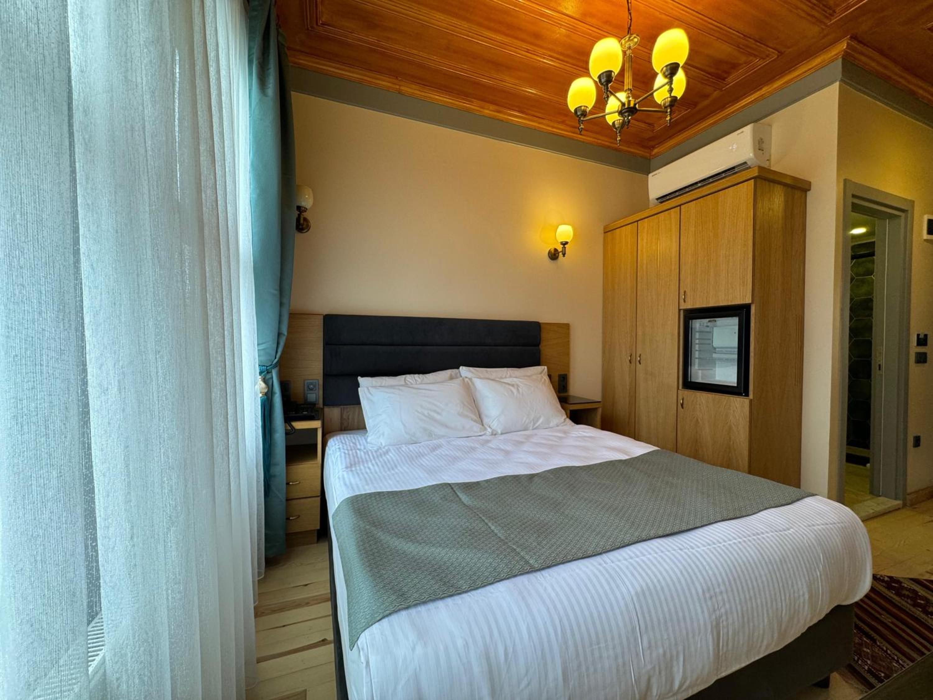 Abelia Mansion Hotel - Image 12