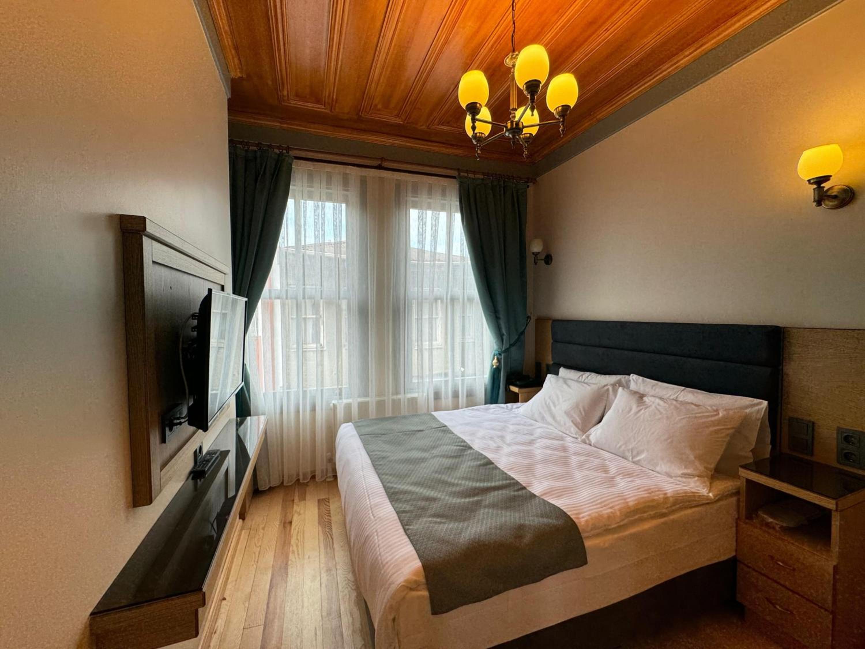 Abelia Mansion Hotel - Image 14