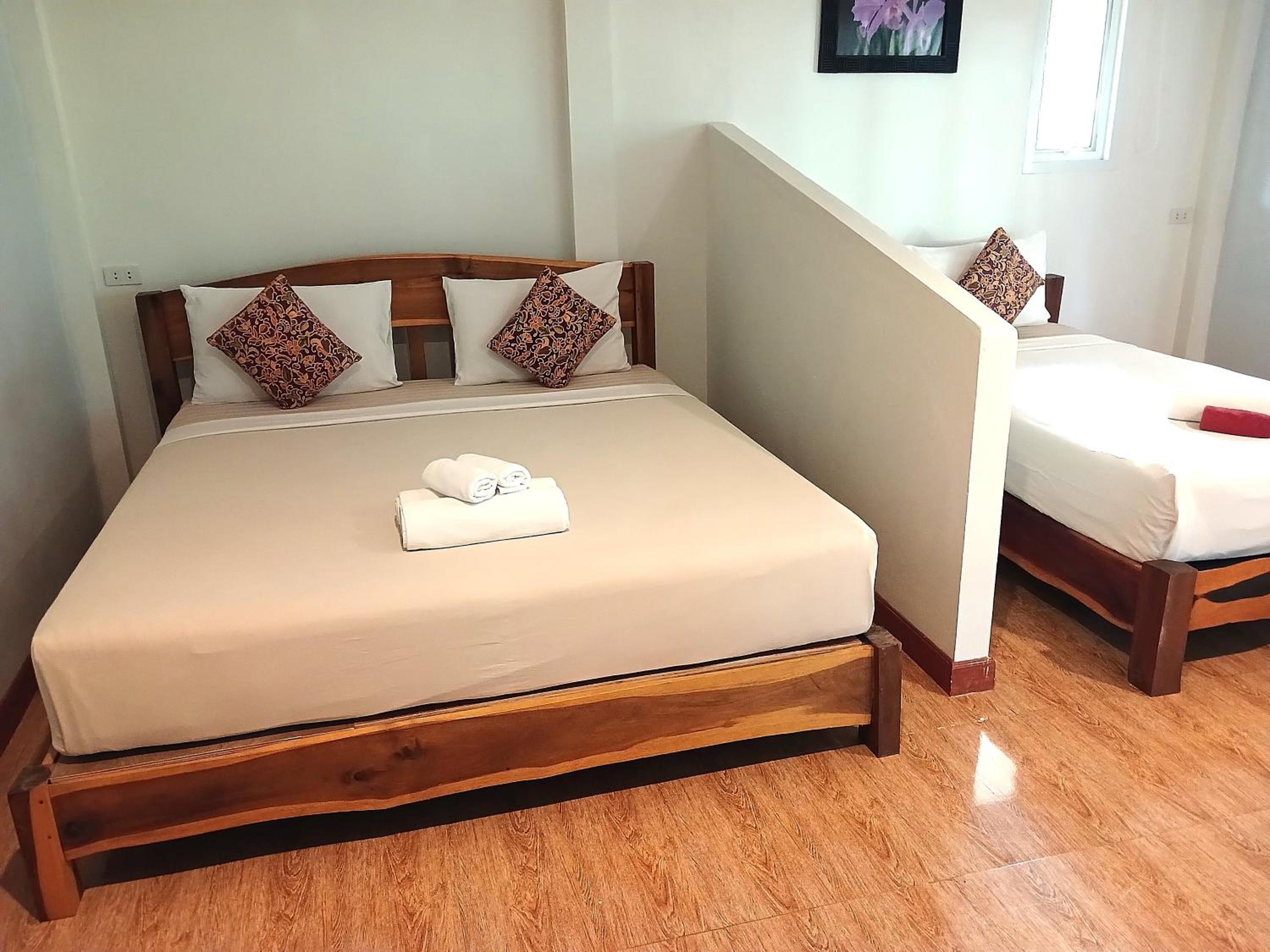 Baan Long Beach