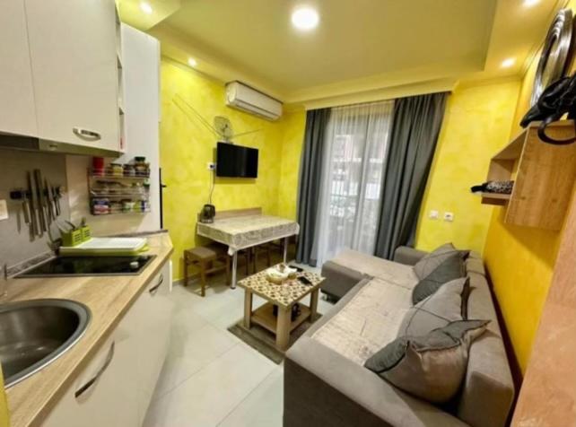 Naisa Apartment