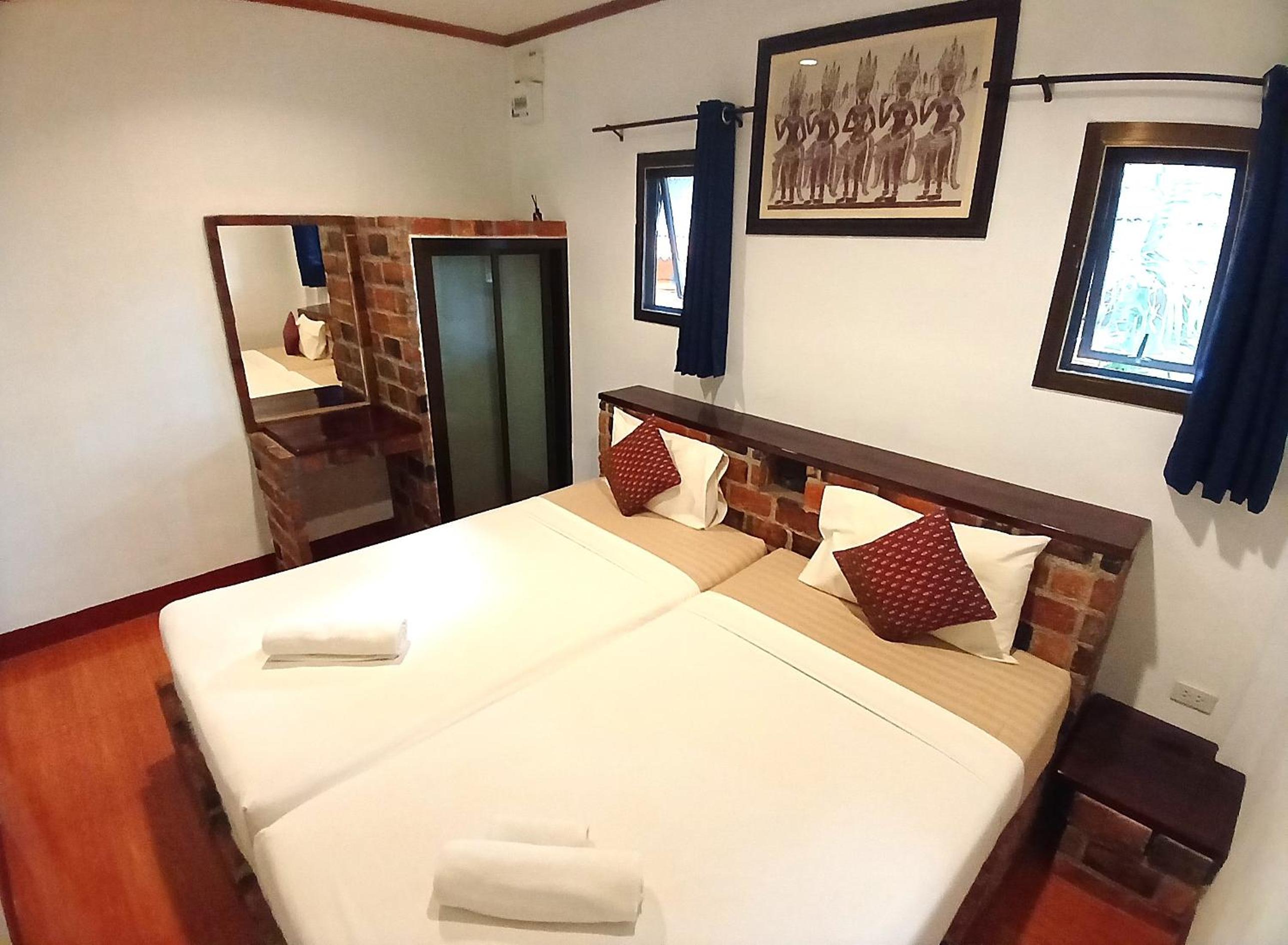Baan Long Beach