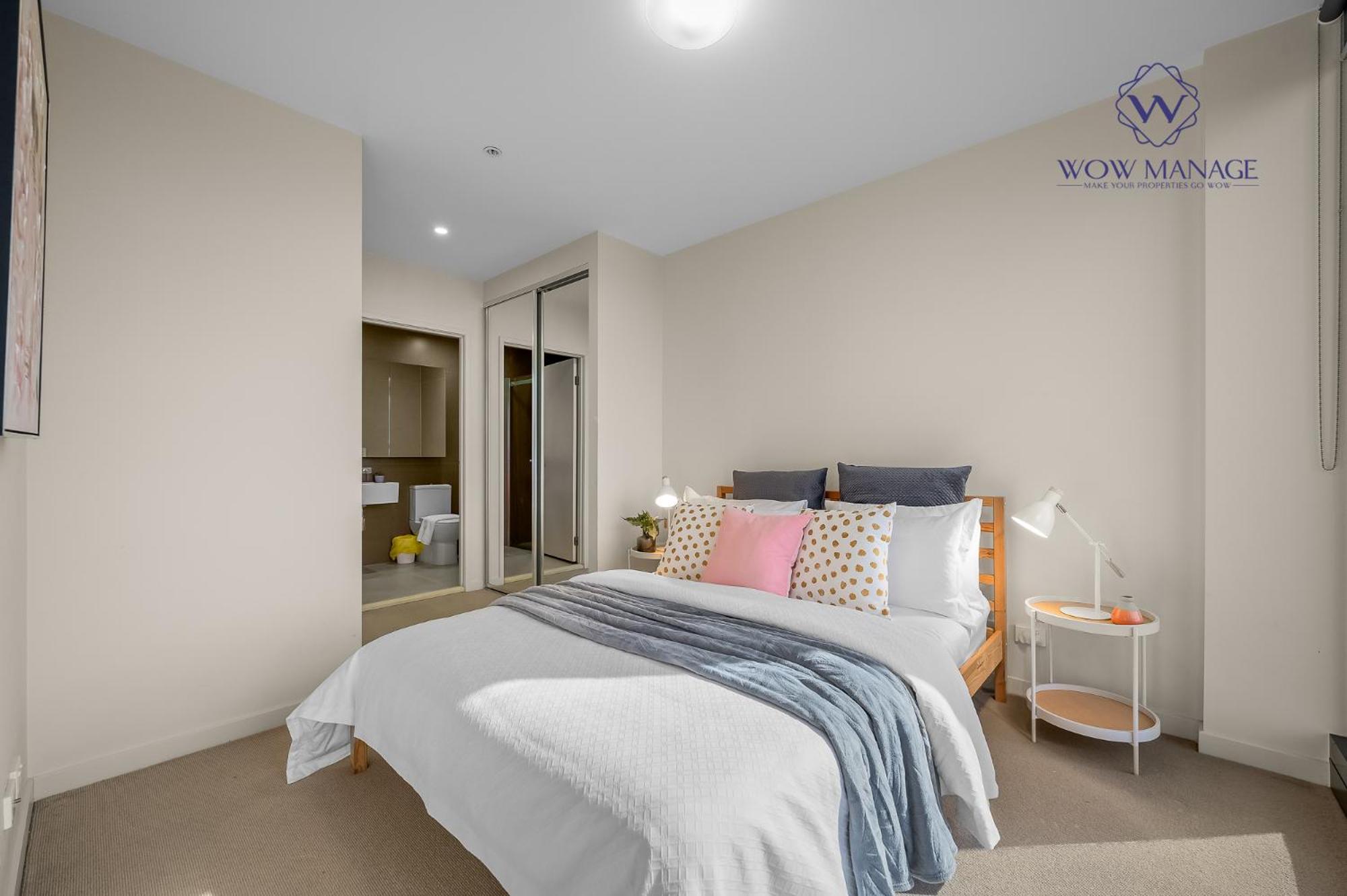 WOW Apartment on Collins 2