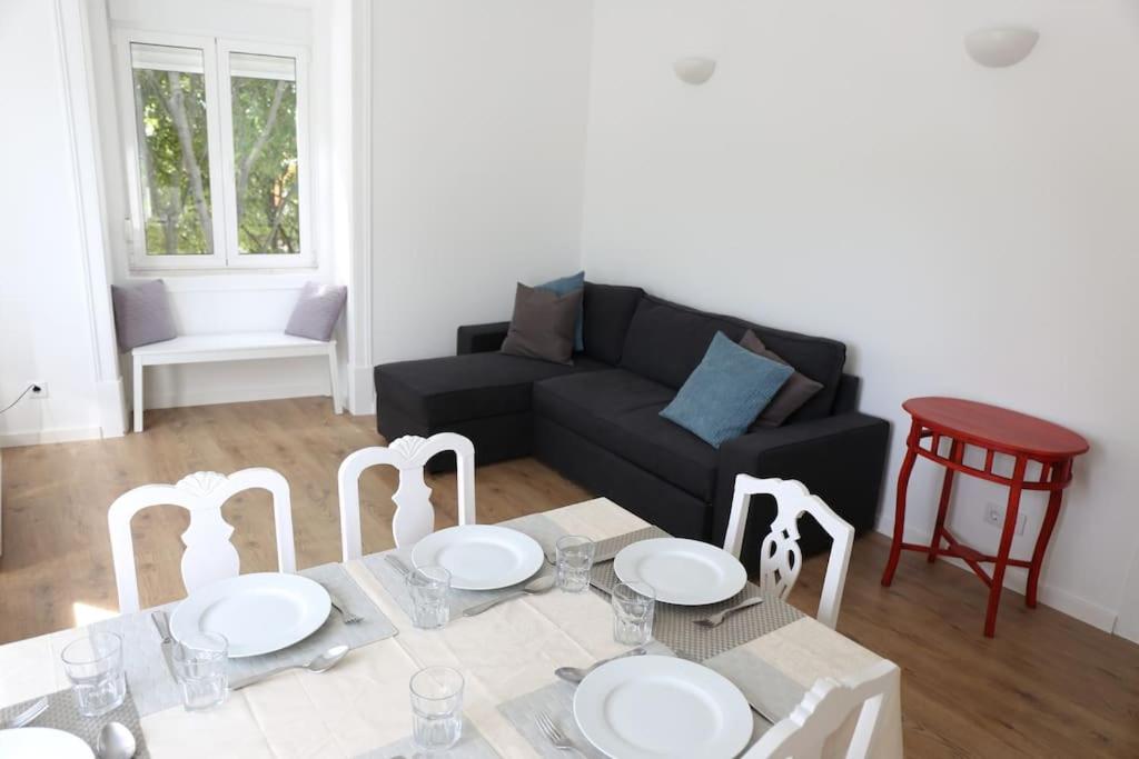 Near the River 3 Bedrooms Flat, with AC for 9 view 3