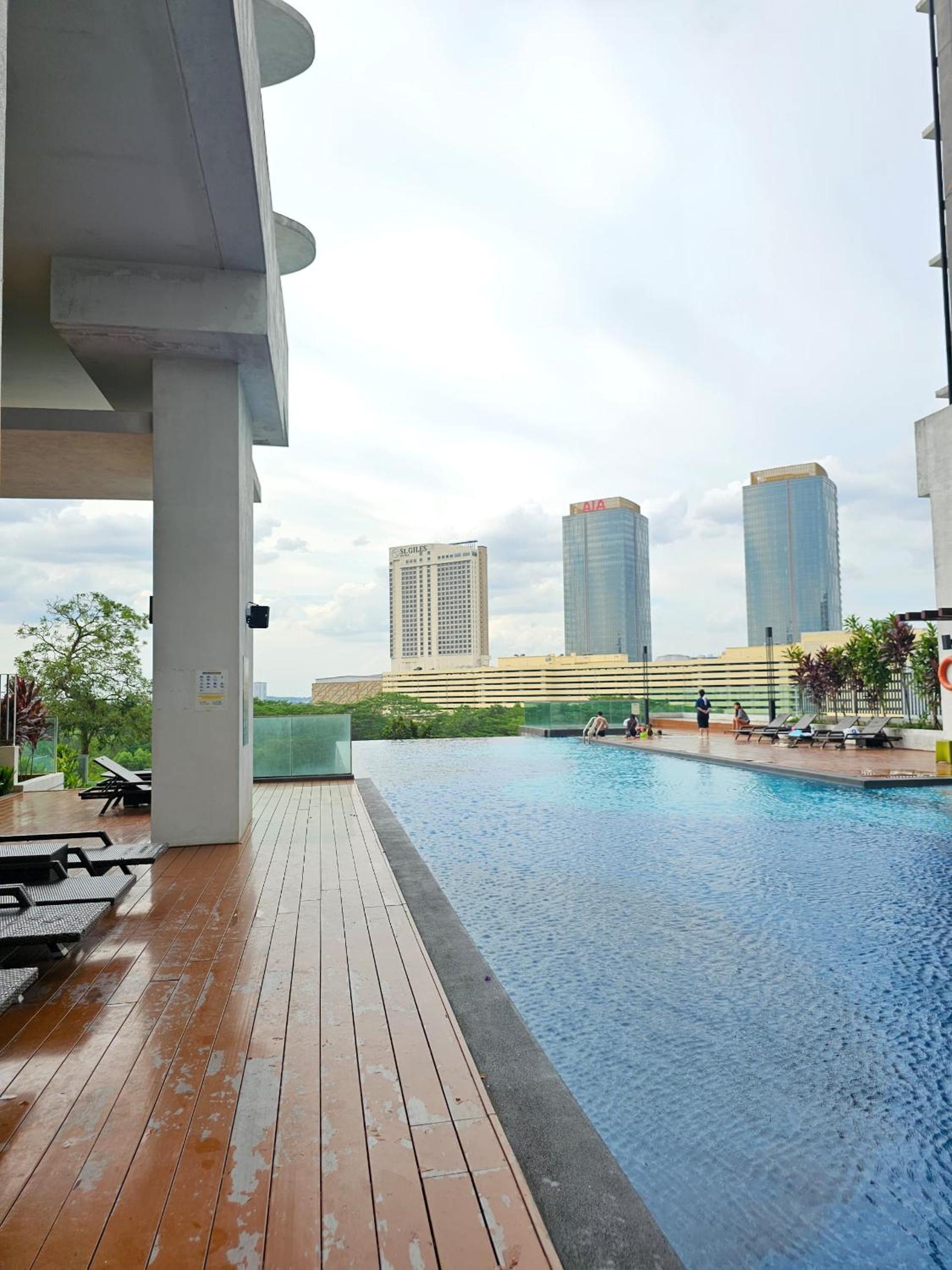 Mosaic MidValley Southkey 2 Bedroom High Floor by 9 Sands