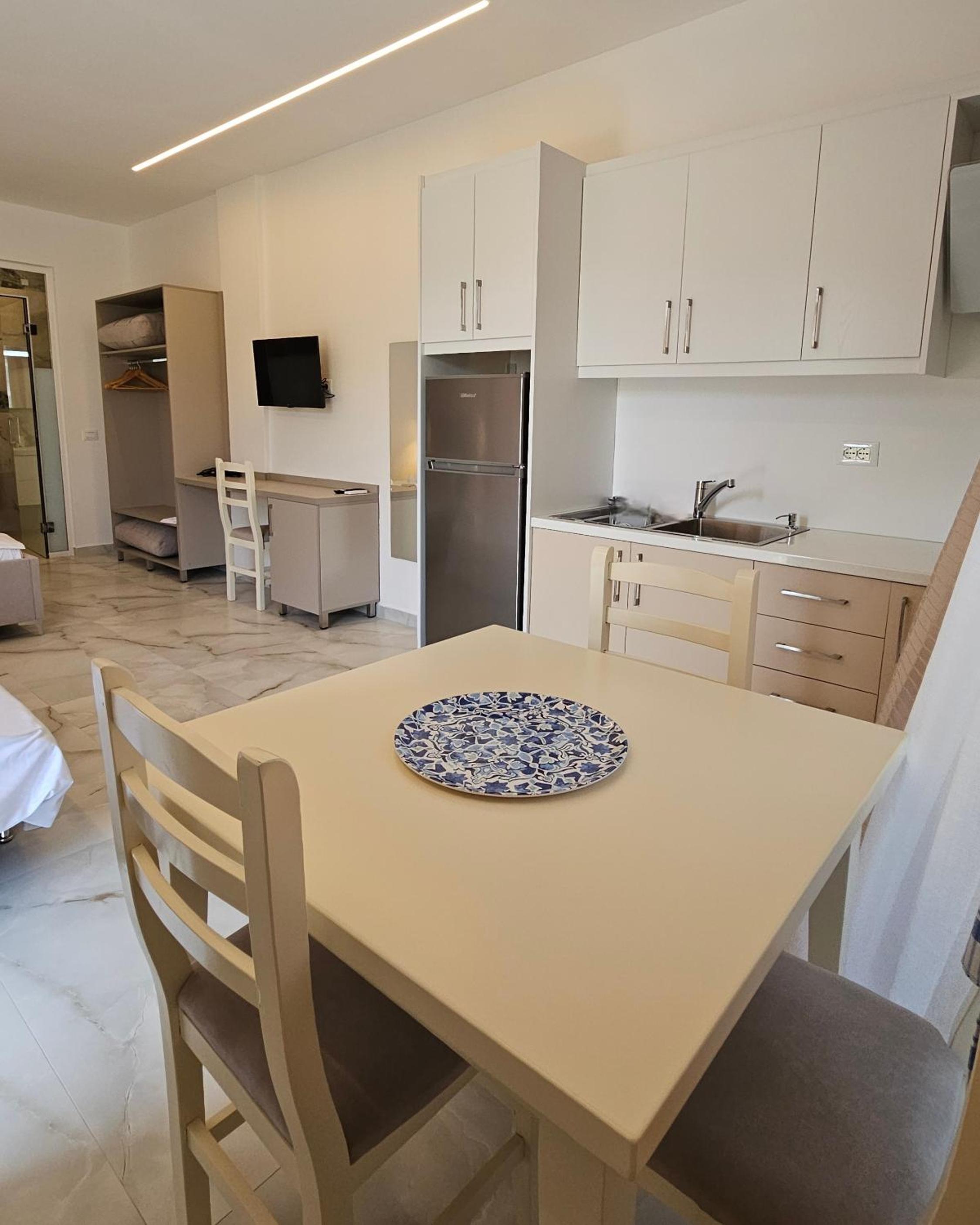 Blue Mare Apartments
