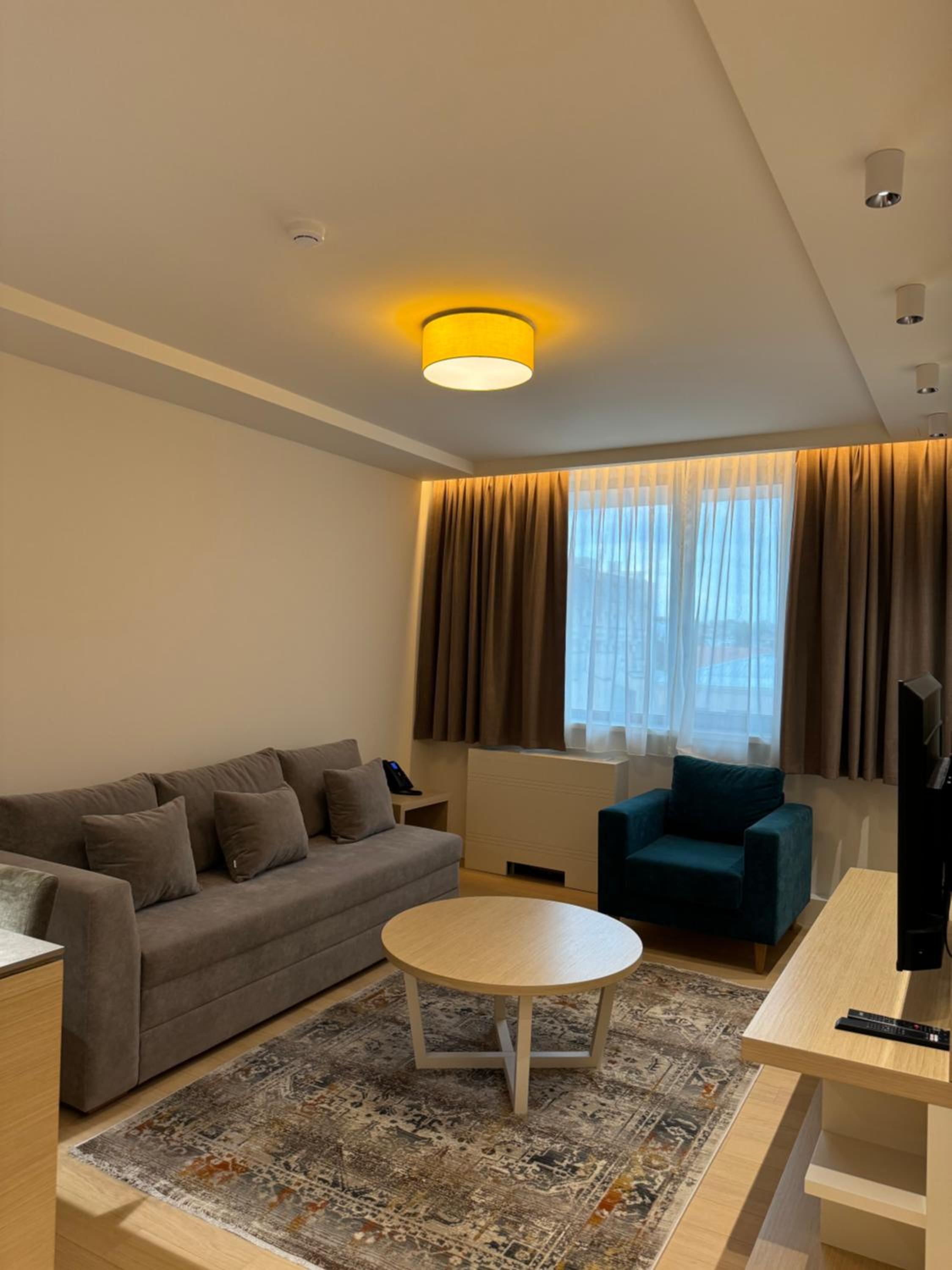 CENTRAL Stars Apartments & Free parking