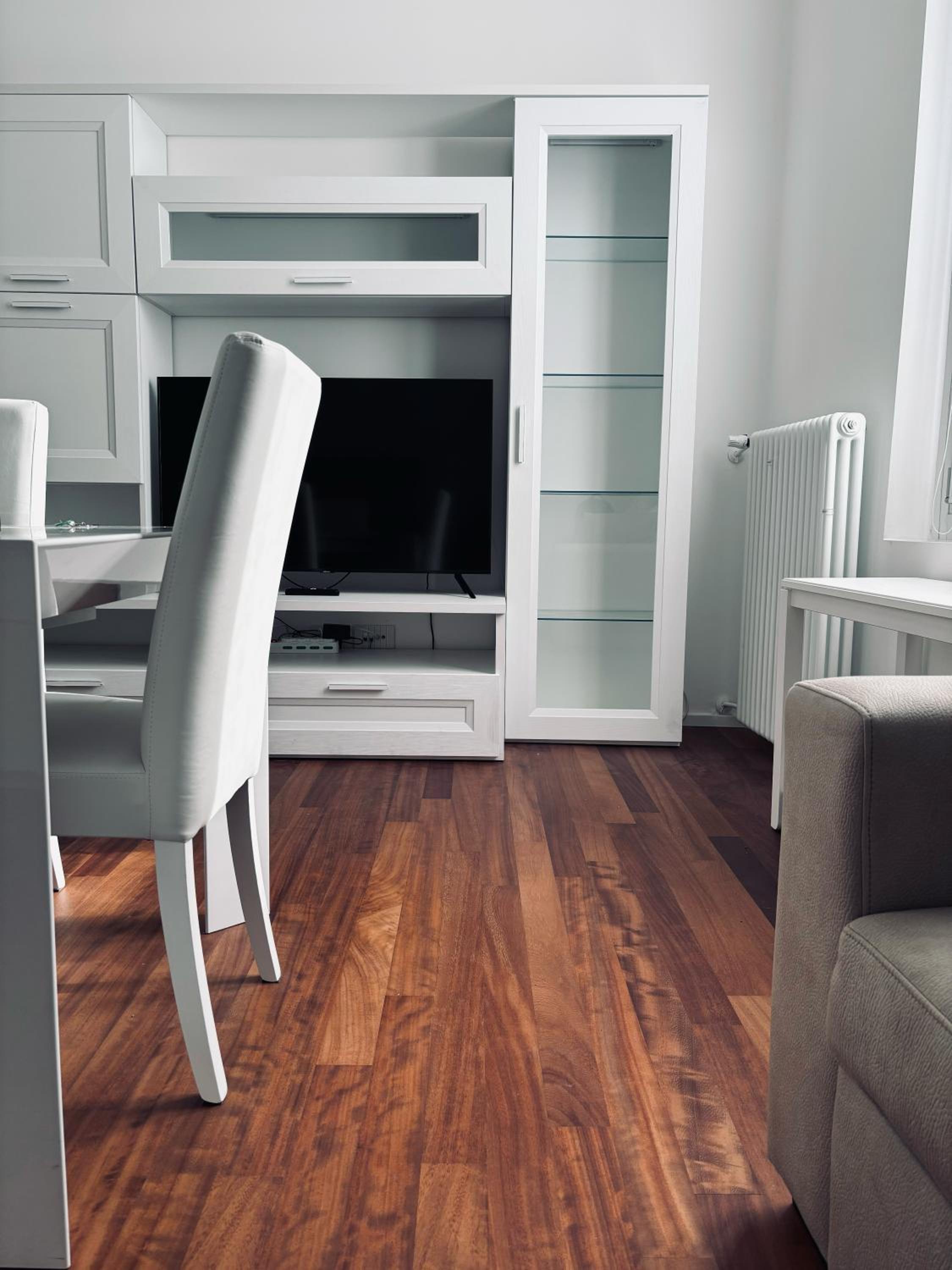 Farini House en Modena — hotel room