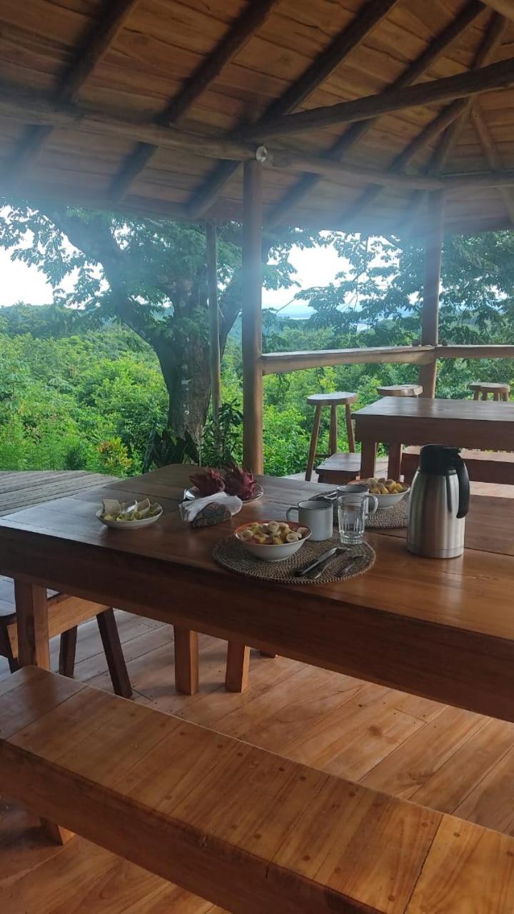 Finca Colibri, vue incroyable sur le Golfe de Nicoya, en Pleine Nature, ferry Playa Najanjo
