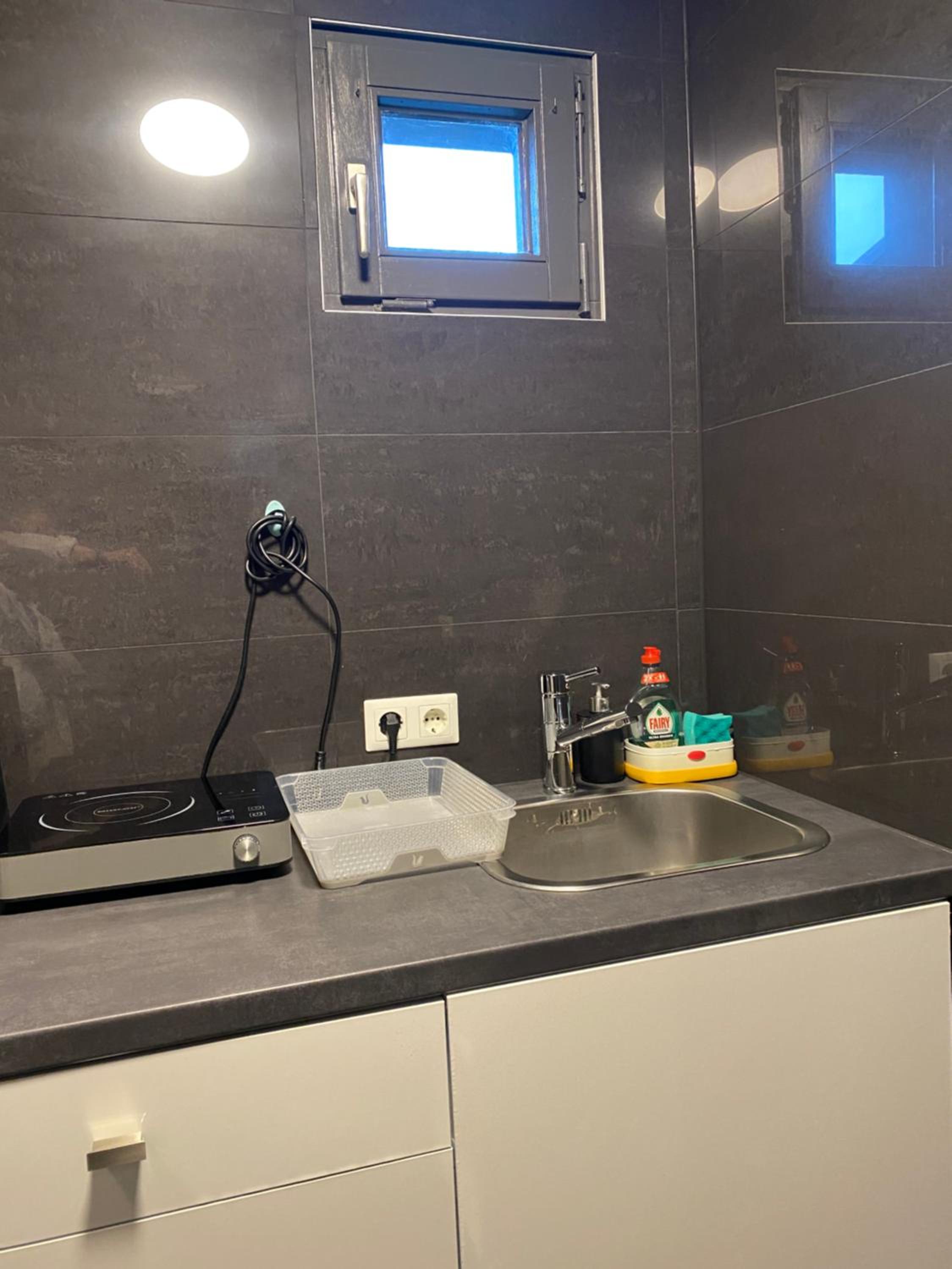 1 grosse elegante Zimmerwohnung 5 Minuten zu Fuss in die Stadtmitte