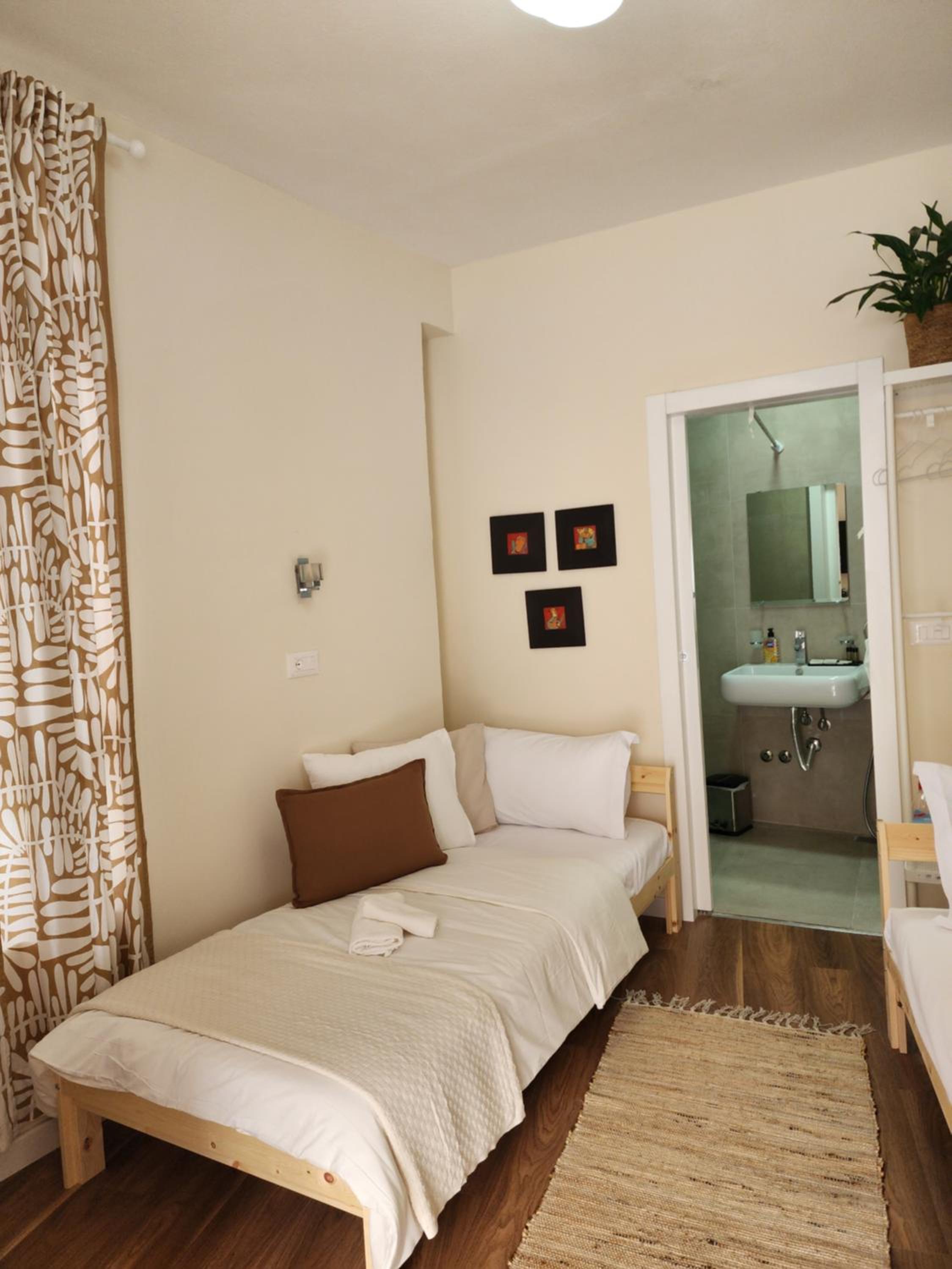 Dhami Apartment