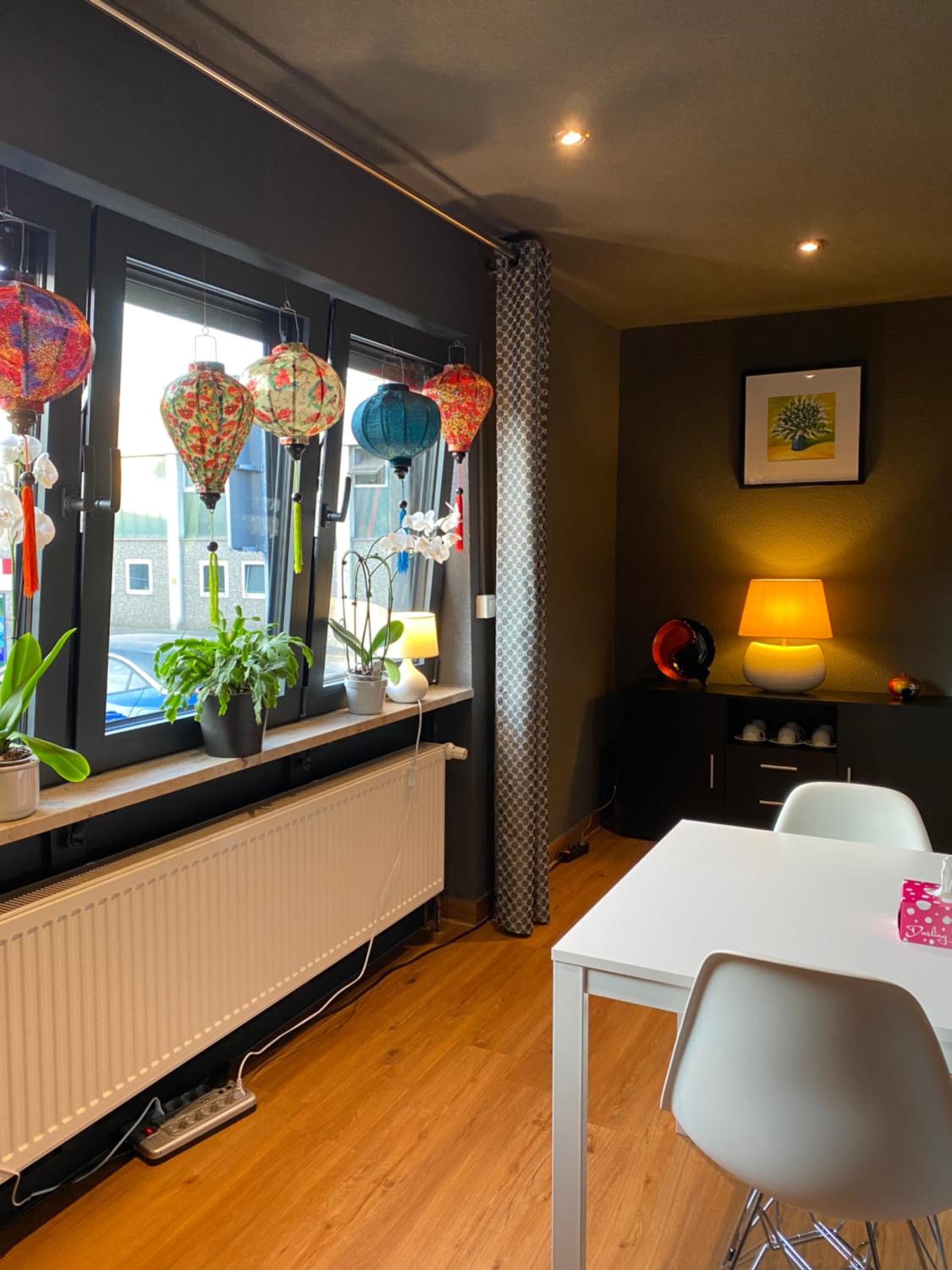 1 grosse elegante Zimmerwohnung 5 Minuten zu Fuss in die Stadtmitte