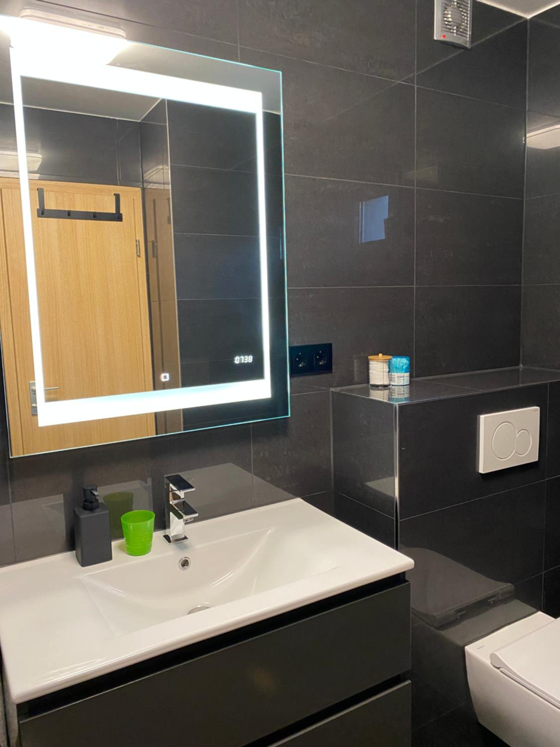 1 grosse elegante Zimmerwohnung 5 Minuten zu Fuss in die Stadtmitte