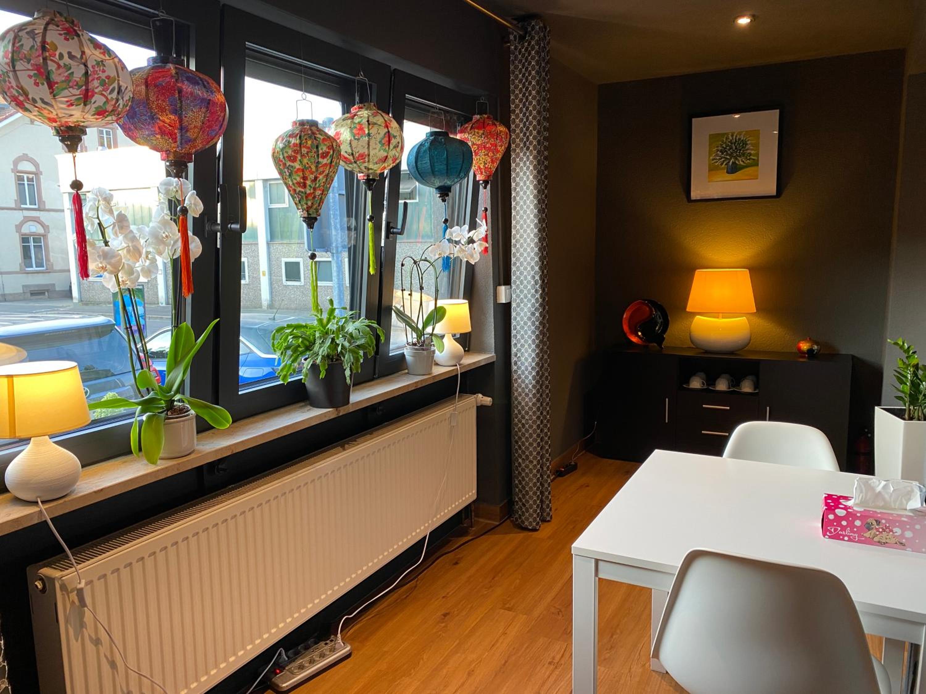 1 grosse elegante Zimmerwohnung 5 Minuten zu Fuss in die Stadtmitte