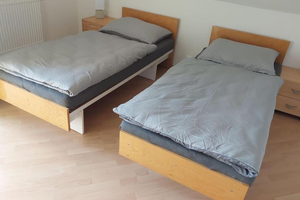 Klasický dům, 5 ložnic , 5 bedrooms, Praha