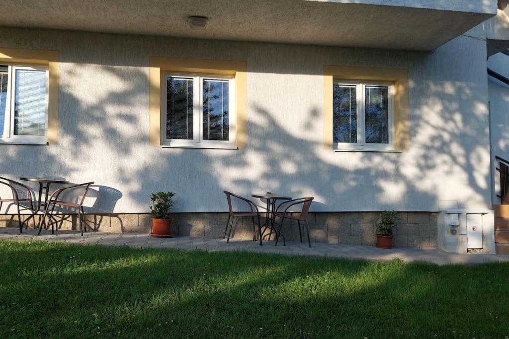 Klasický dům, 5 ložnic , 5 bedrooms, Praha