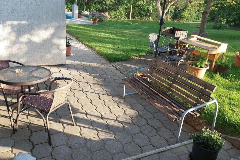 Klasický dům, 5 ložnic , 5 bedrooms, Praha