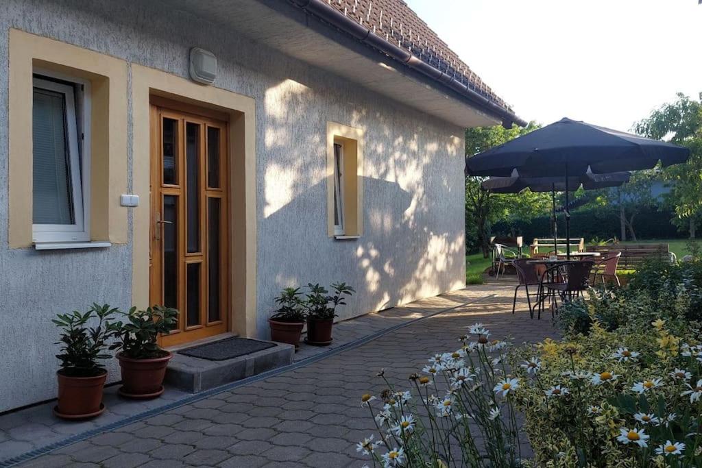 Klasický dům, 5 ložnic , 5 bedrooms, Praha
