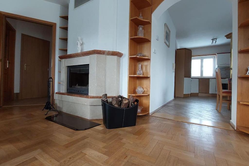 Klasický dům, 5 ložnic , 5 bedrooms, Praha