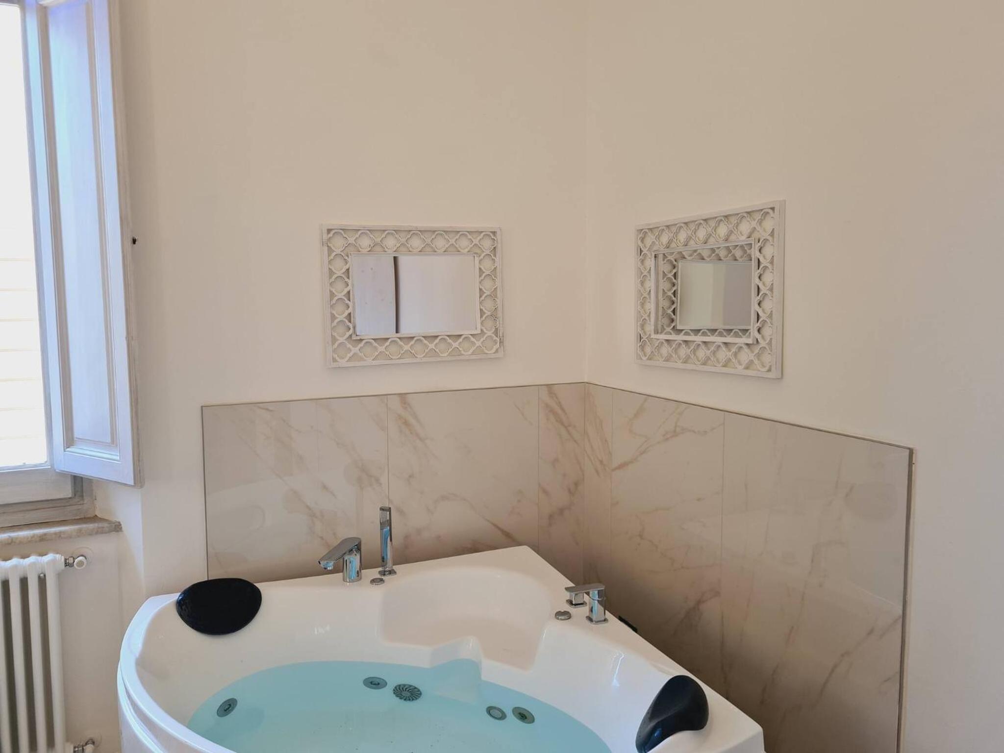 Viareggio Vacations - Allegra Viareggio Suite With Jacuzzi - Property Image 22