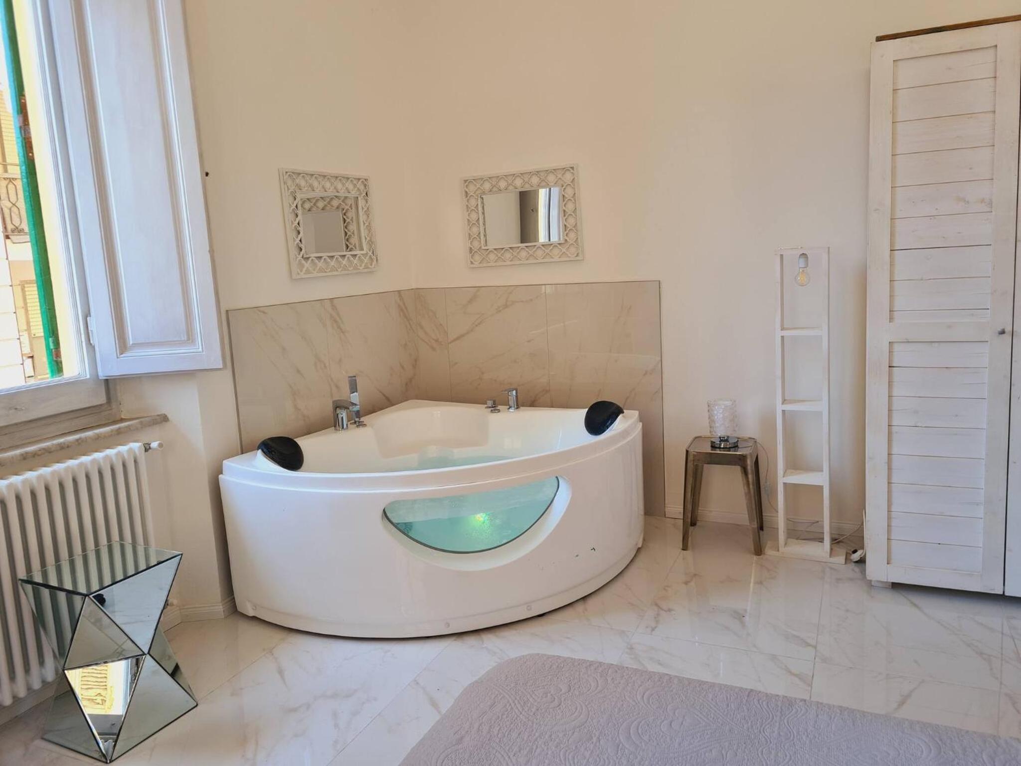 Viareggio Vacations - Allegra Viareggio Suite With Jacuzzi - Property Image 19