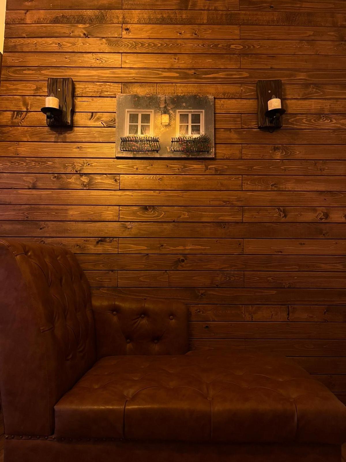 Rokwood faraya