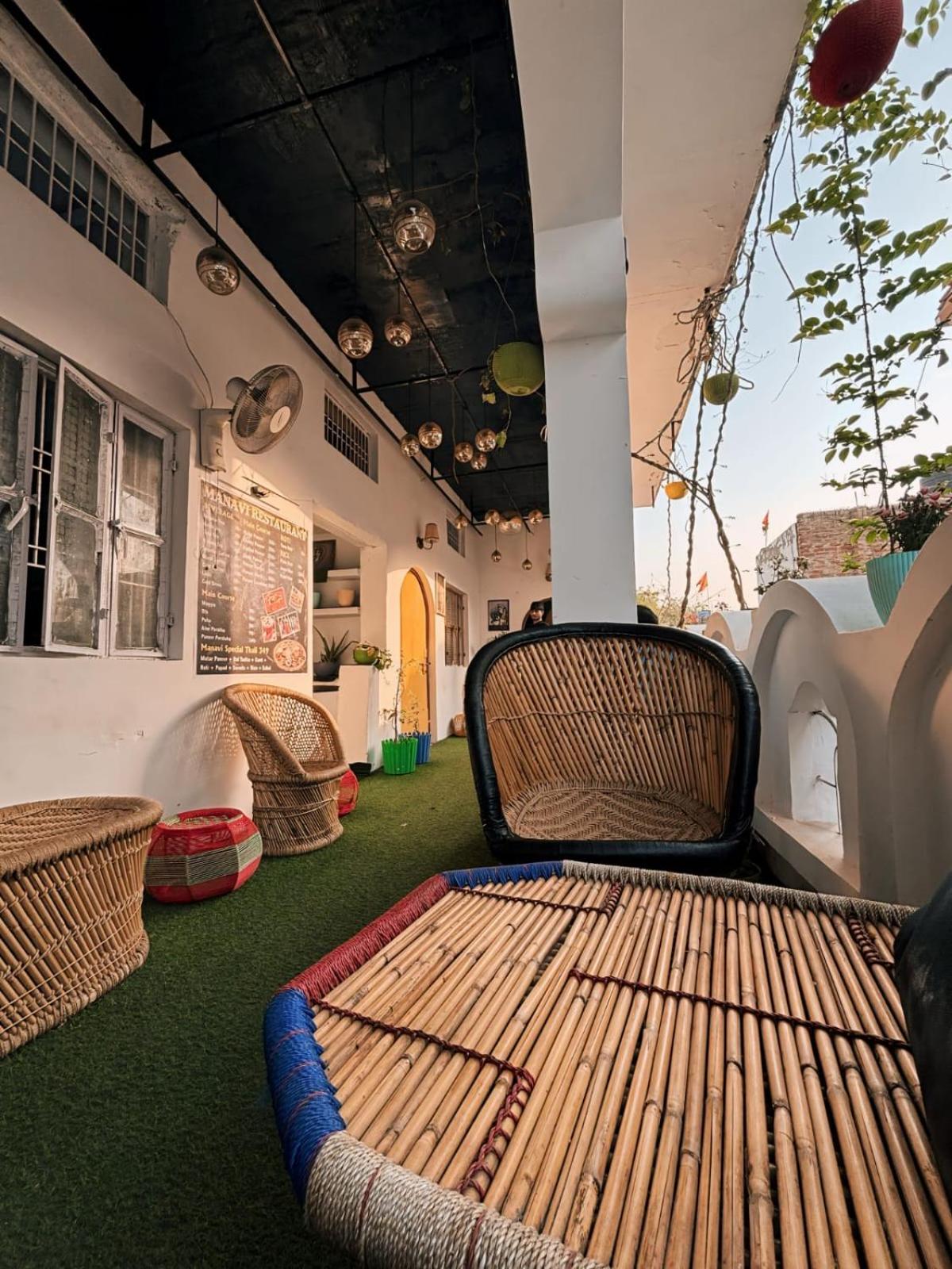 Manavi Home Stay