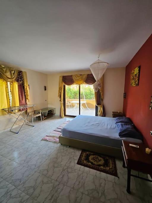 Chalet in Stella Makadi on ground floor with beach and pools access