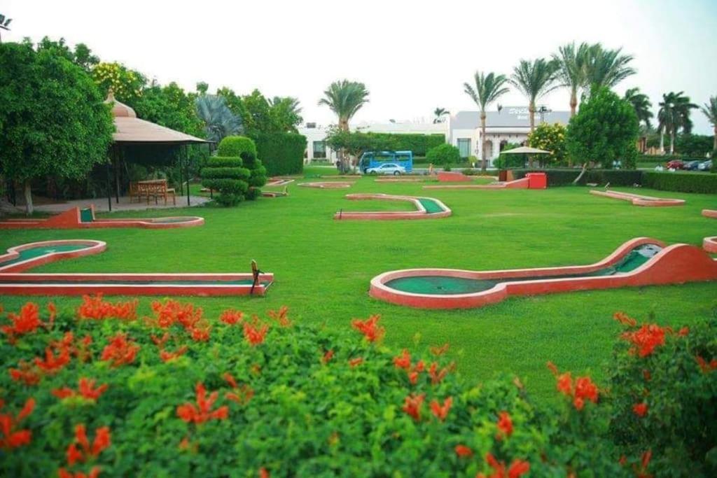 Chalet in Stella Makadi on ground floor with beach and pools access