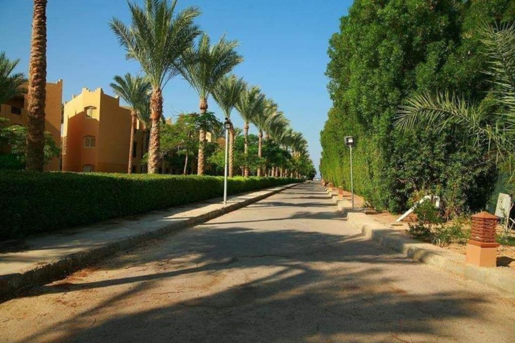 Chalet in Stella Makadi on ground floor with beach and pools access