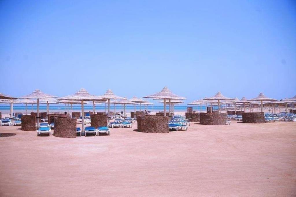 Chalet in Stella Makadi on ground floor with beach and pools access